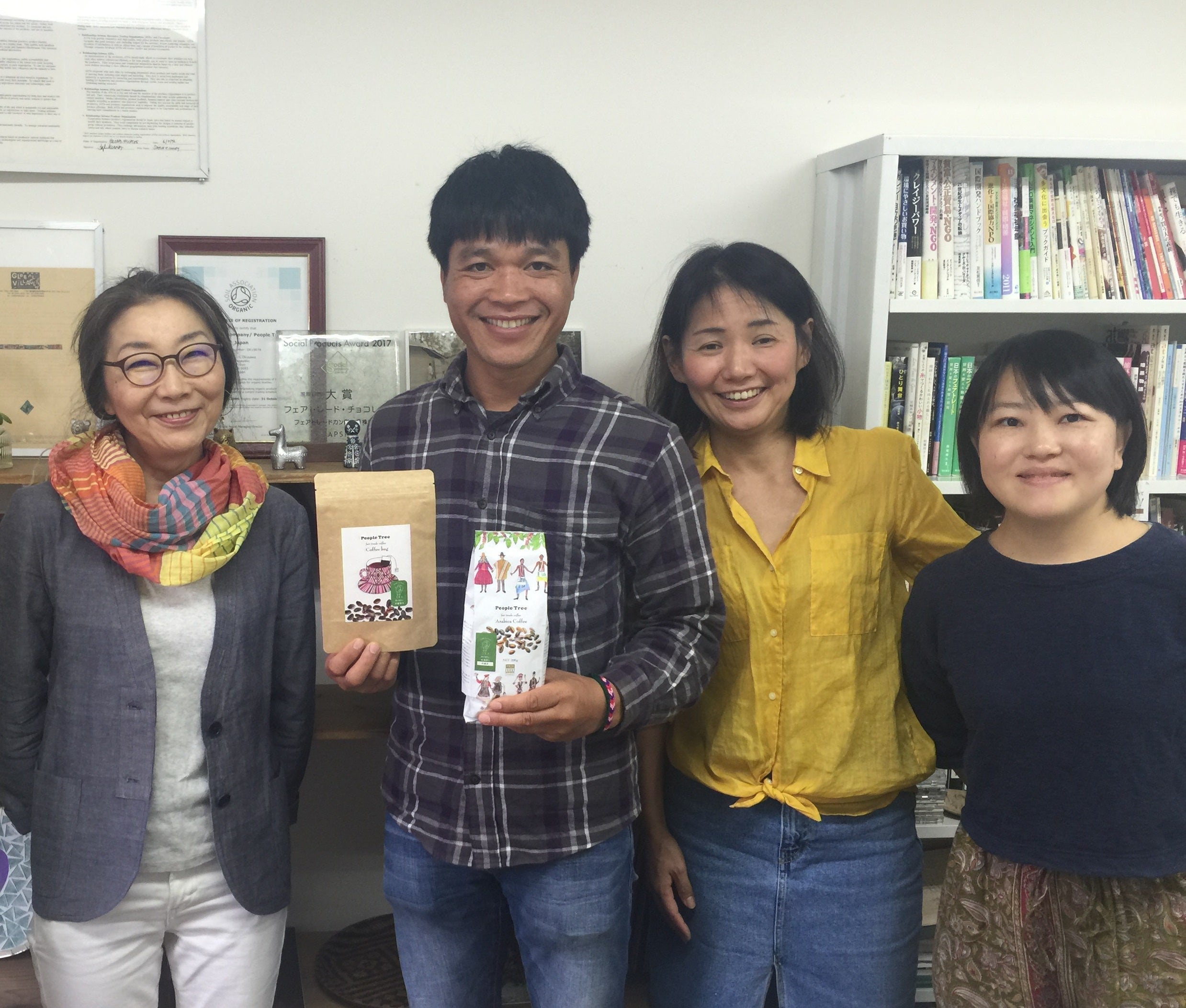 ピープルツリーのラオスコーヒーの生産者が来日しました!
