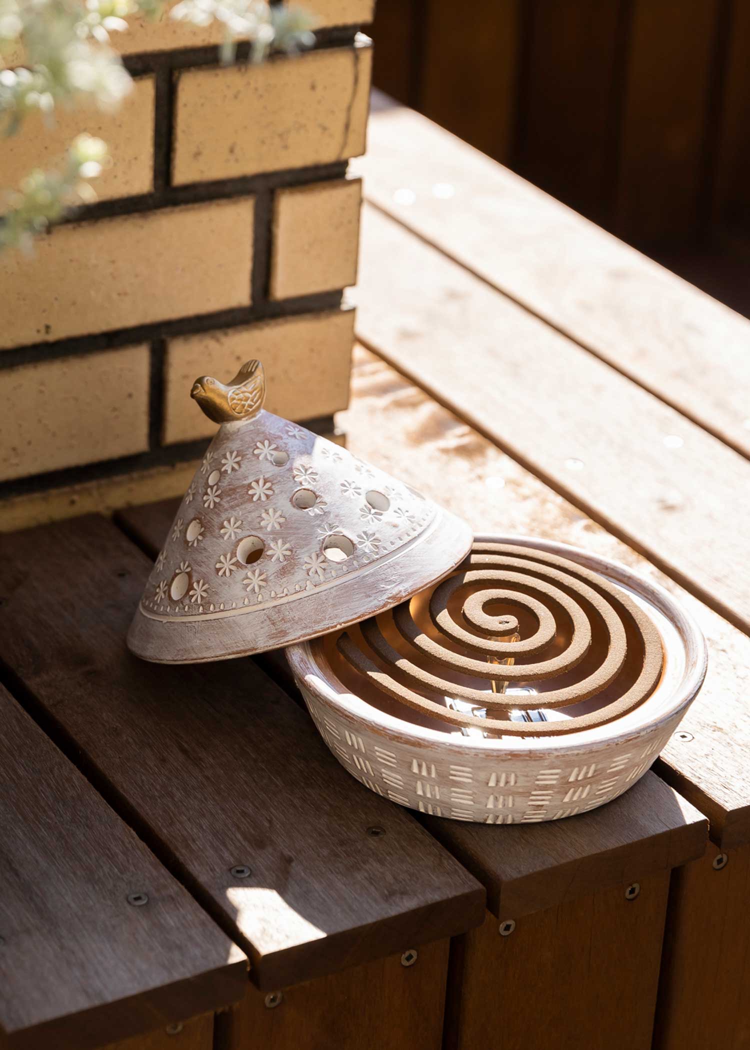 小鳥の蚊取り線香ホルダー 