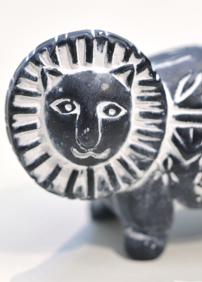 テラコッタのライオン