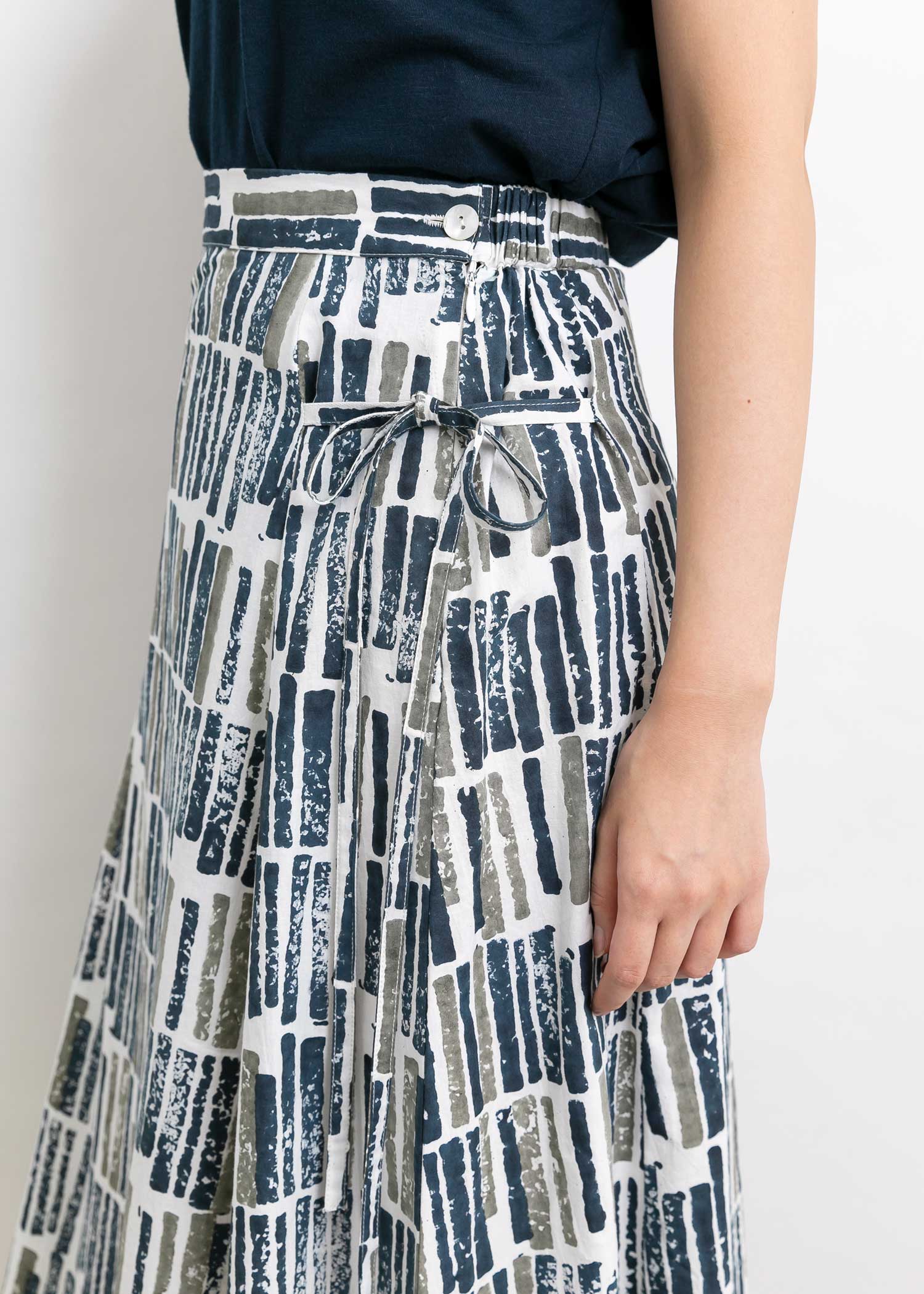 スティック柄フレアスカート