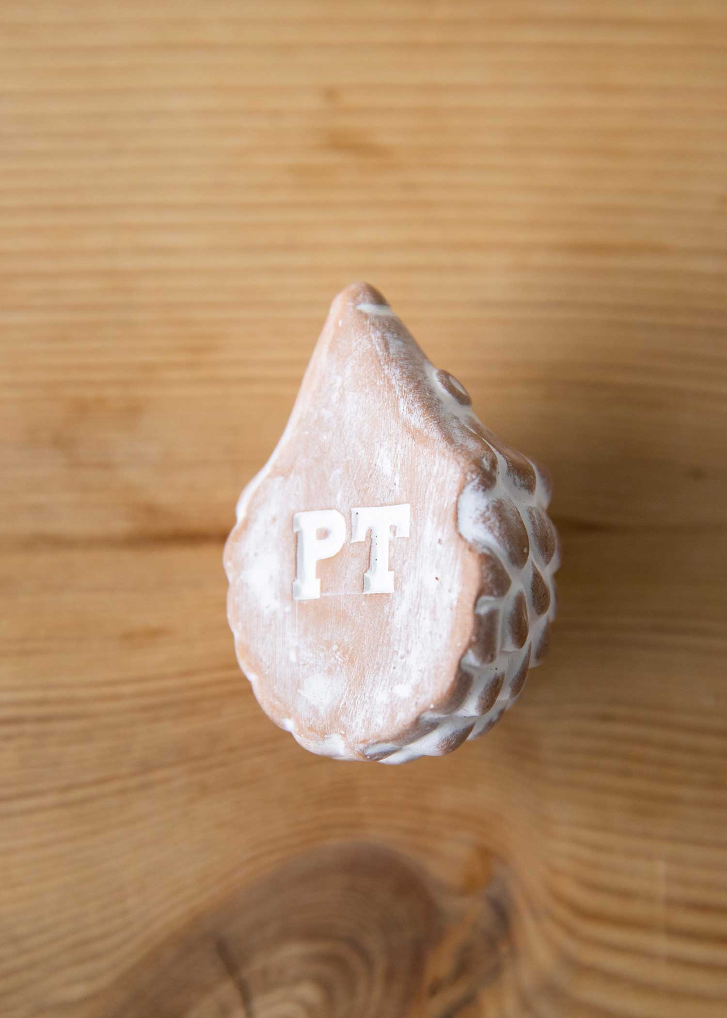 テラコッタのハリネズミ