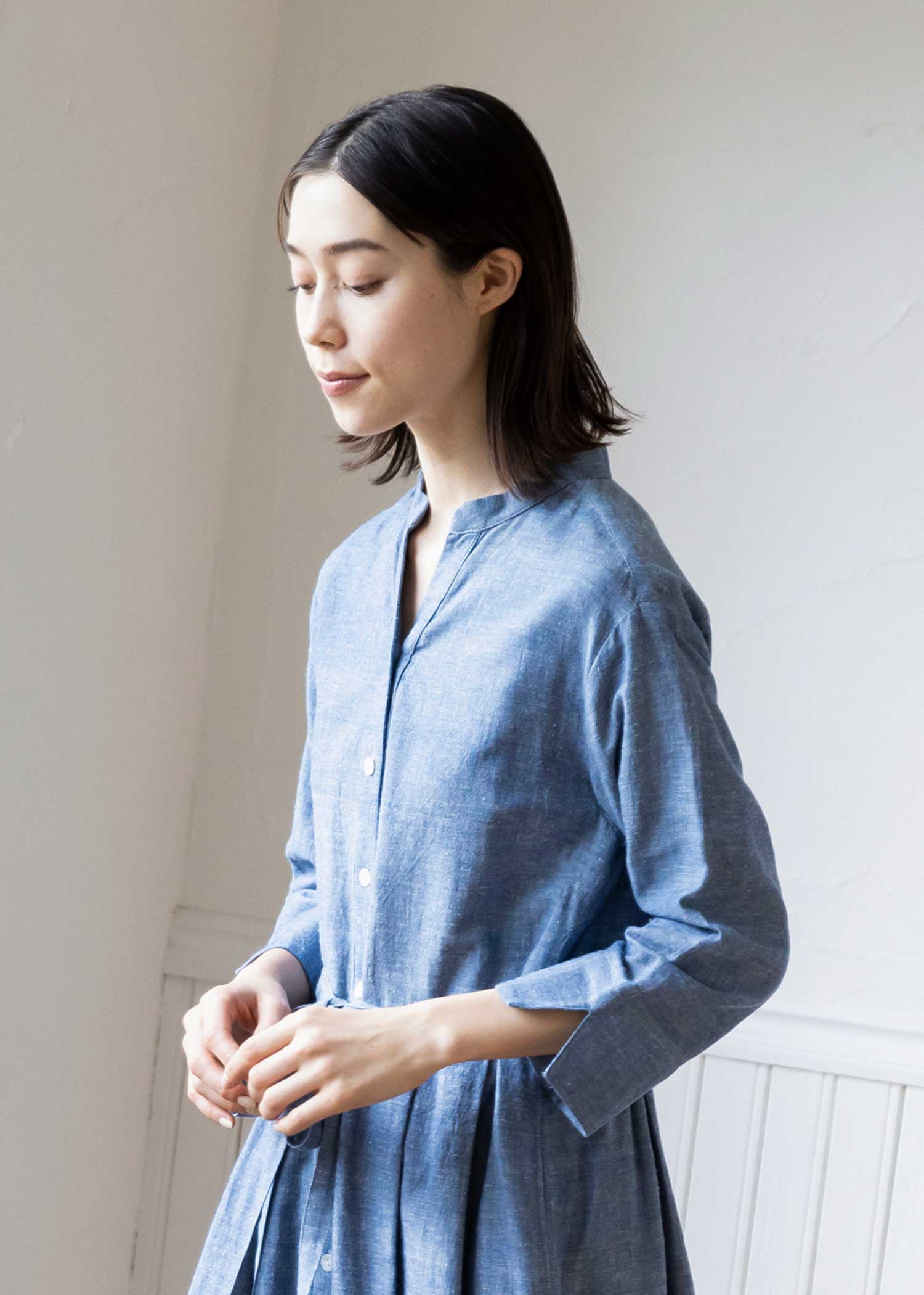 手織りコットンヘンプ七分袖シャツワンピース