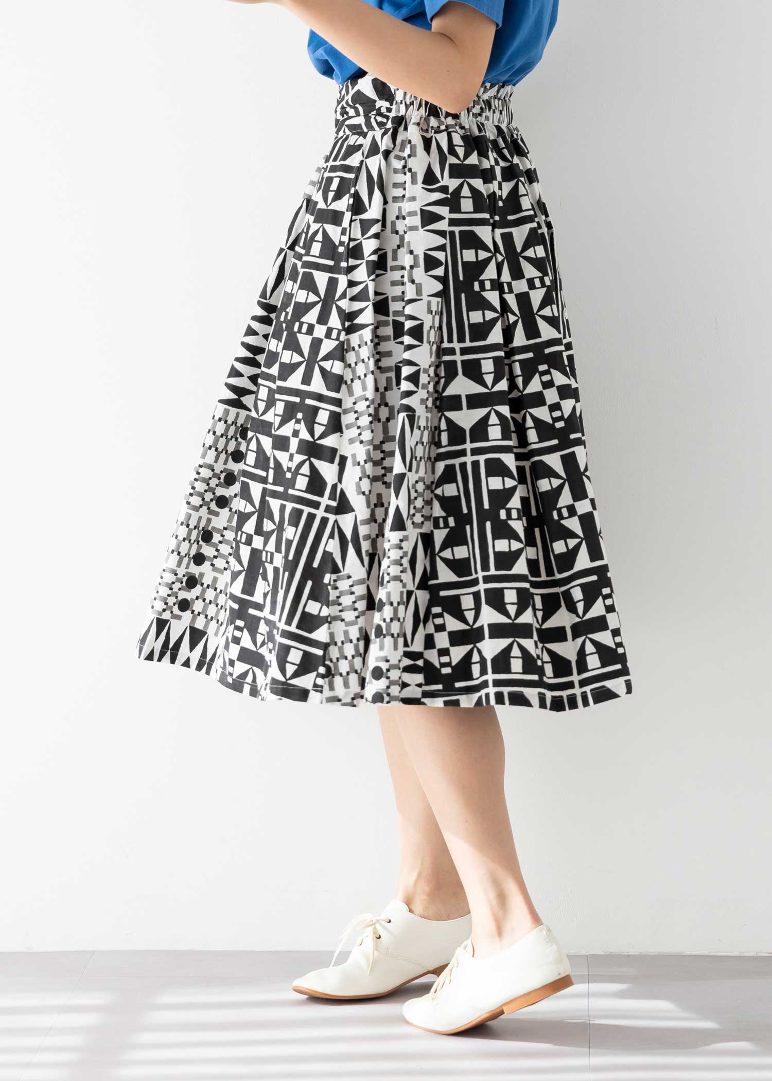 コットンスラブジオメトリック柄ブロッキングスカート