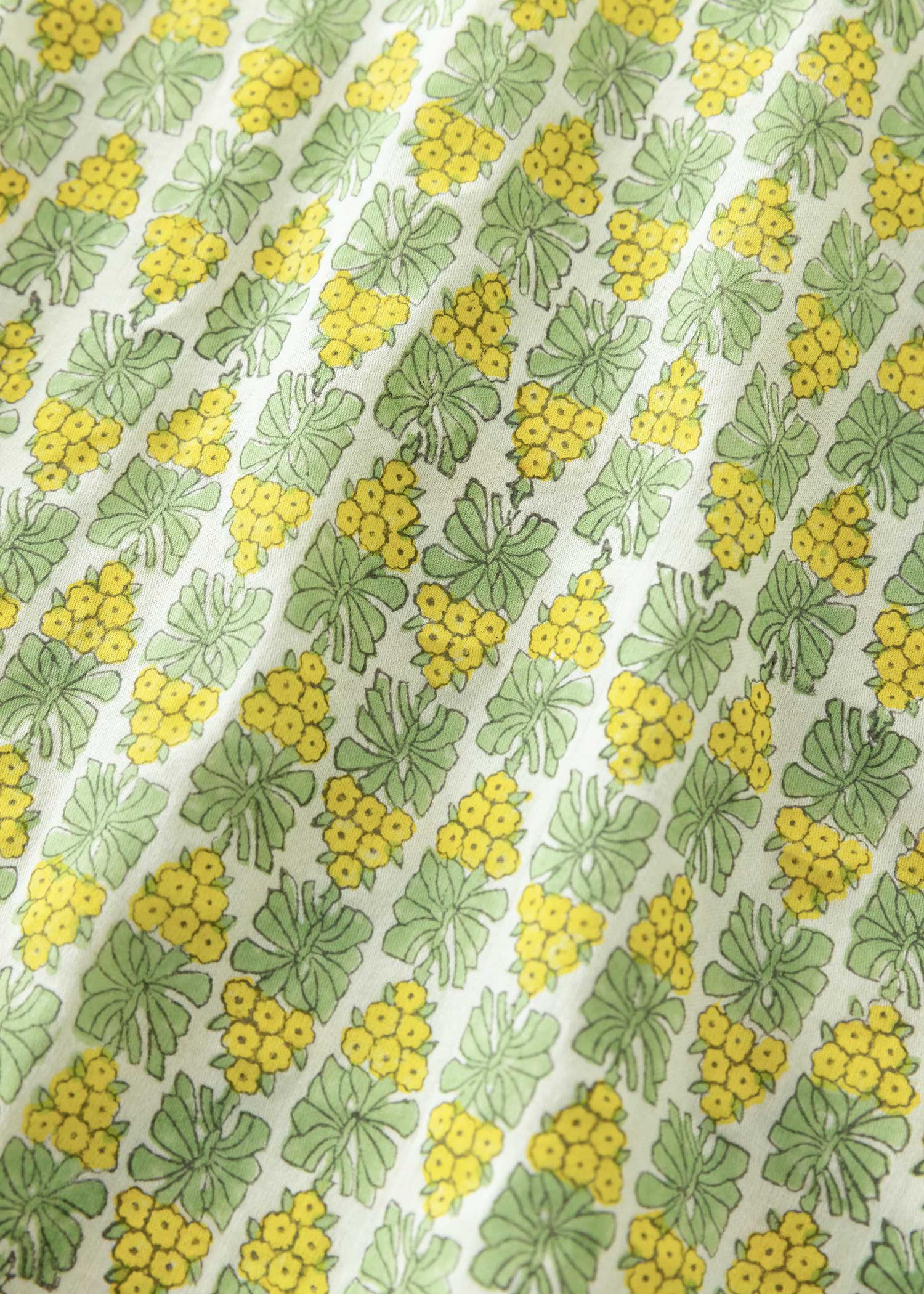 V&A ブロックプリントコットンサテンタックスカート