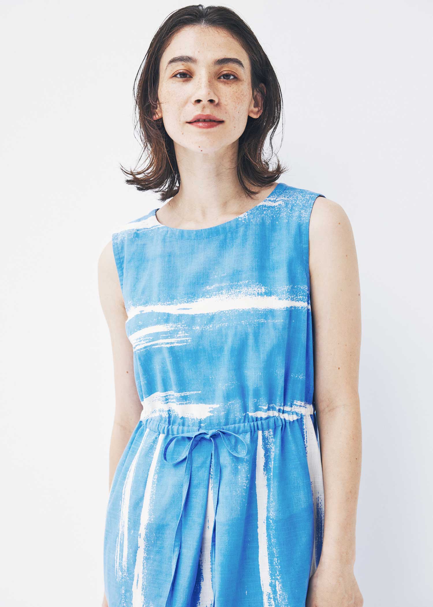 手織りコットンノースリーブワンピース /