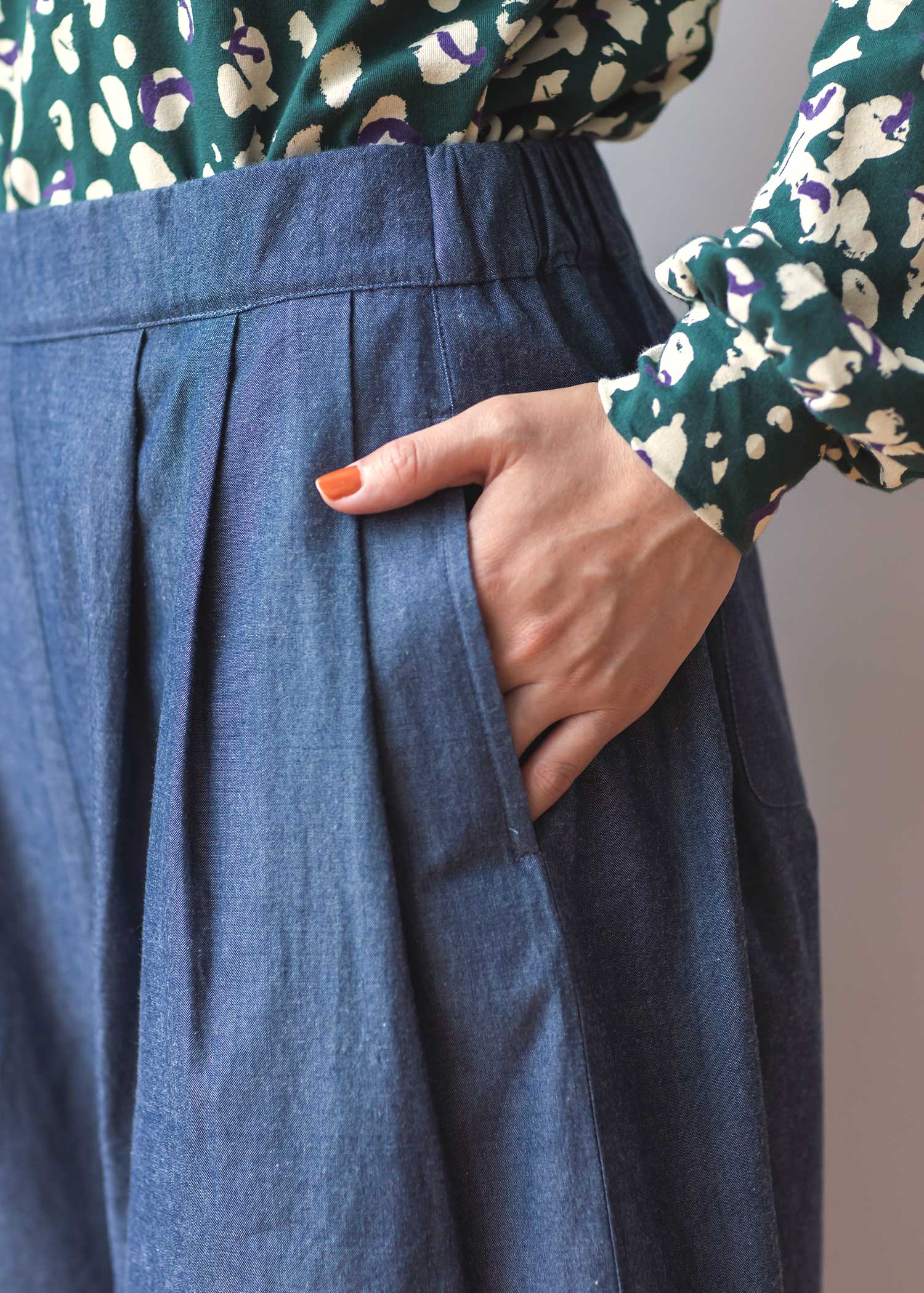 手織りオーガニックコットンフレンチノット手刺繍ワイドパンツ