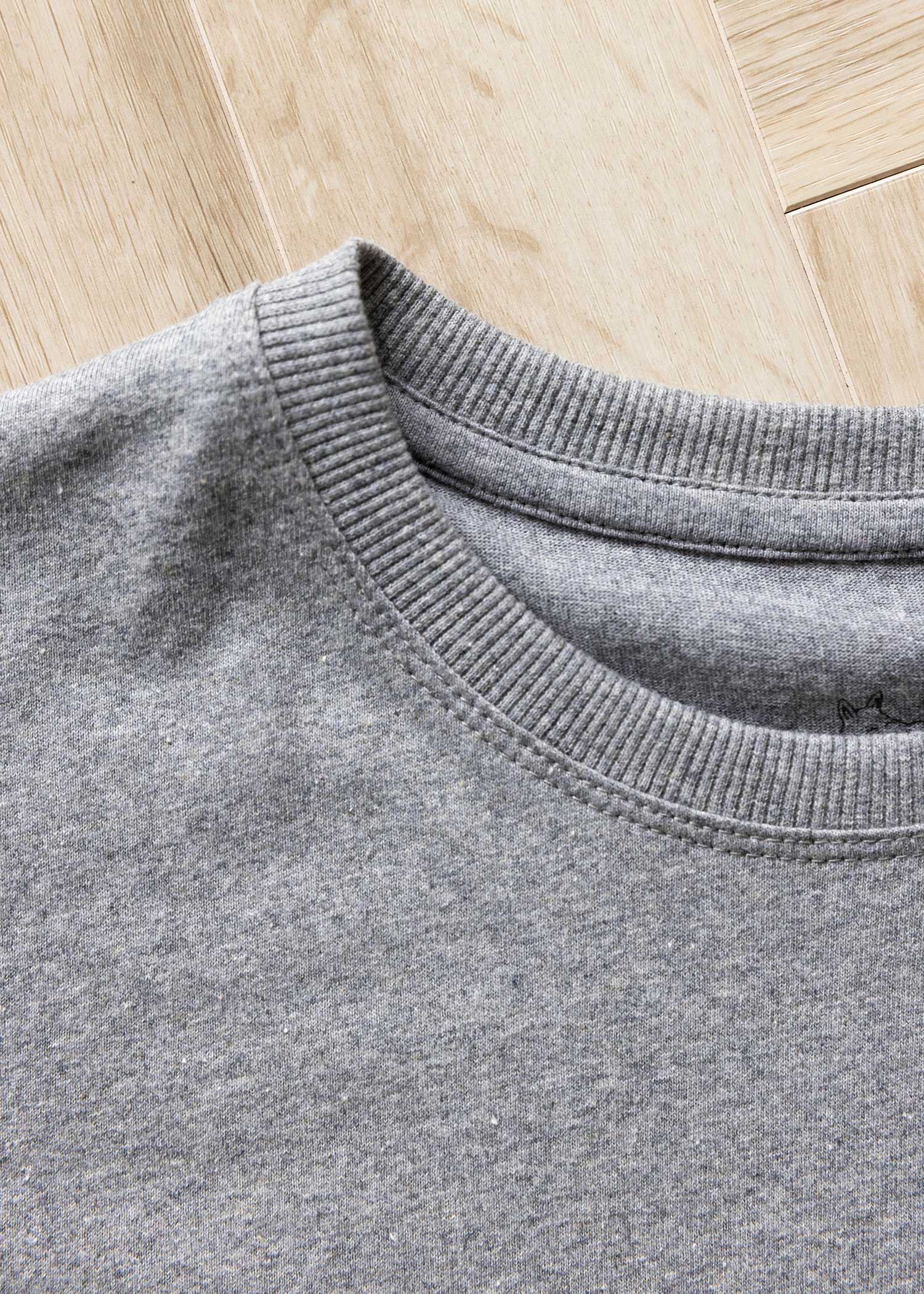 ムーミン オーガニックコットンキッズTシャツ・仲間と一緒に