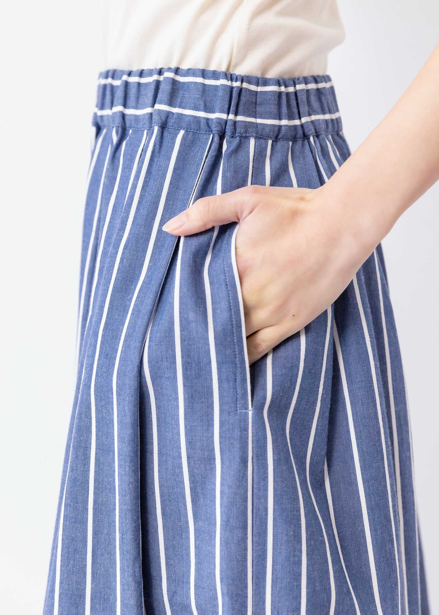 手織りオーガニックコットンシャンブレーストライプスカート