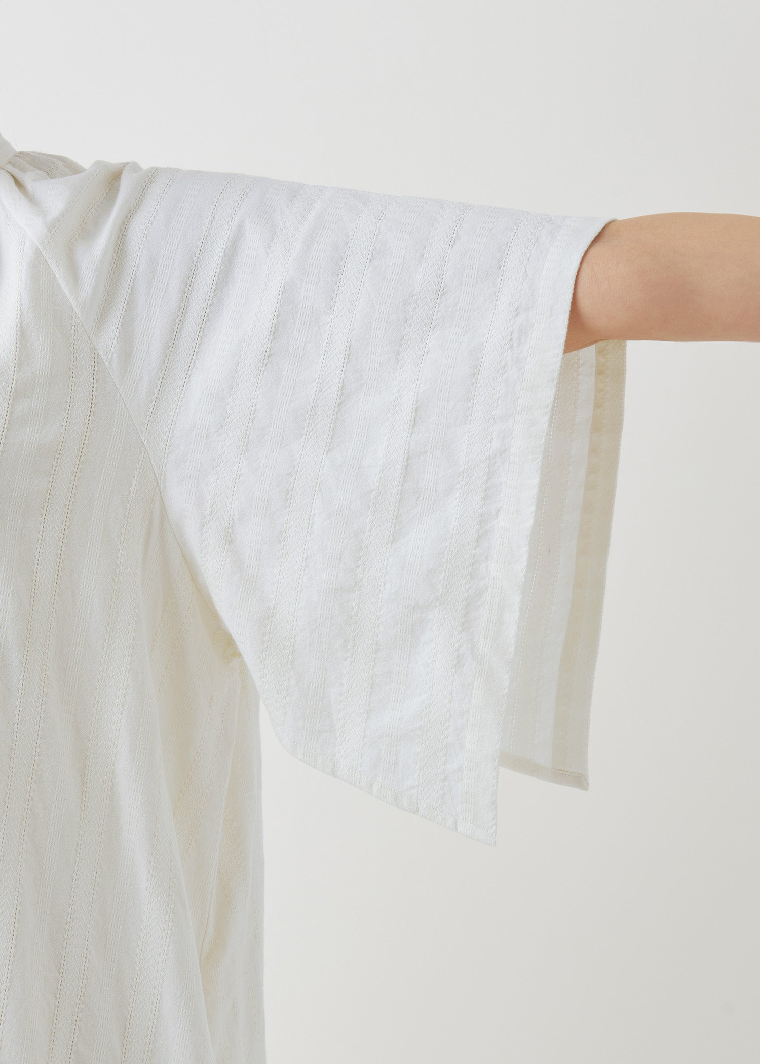 手織りオーガニックコットンドビーフロントワンピース