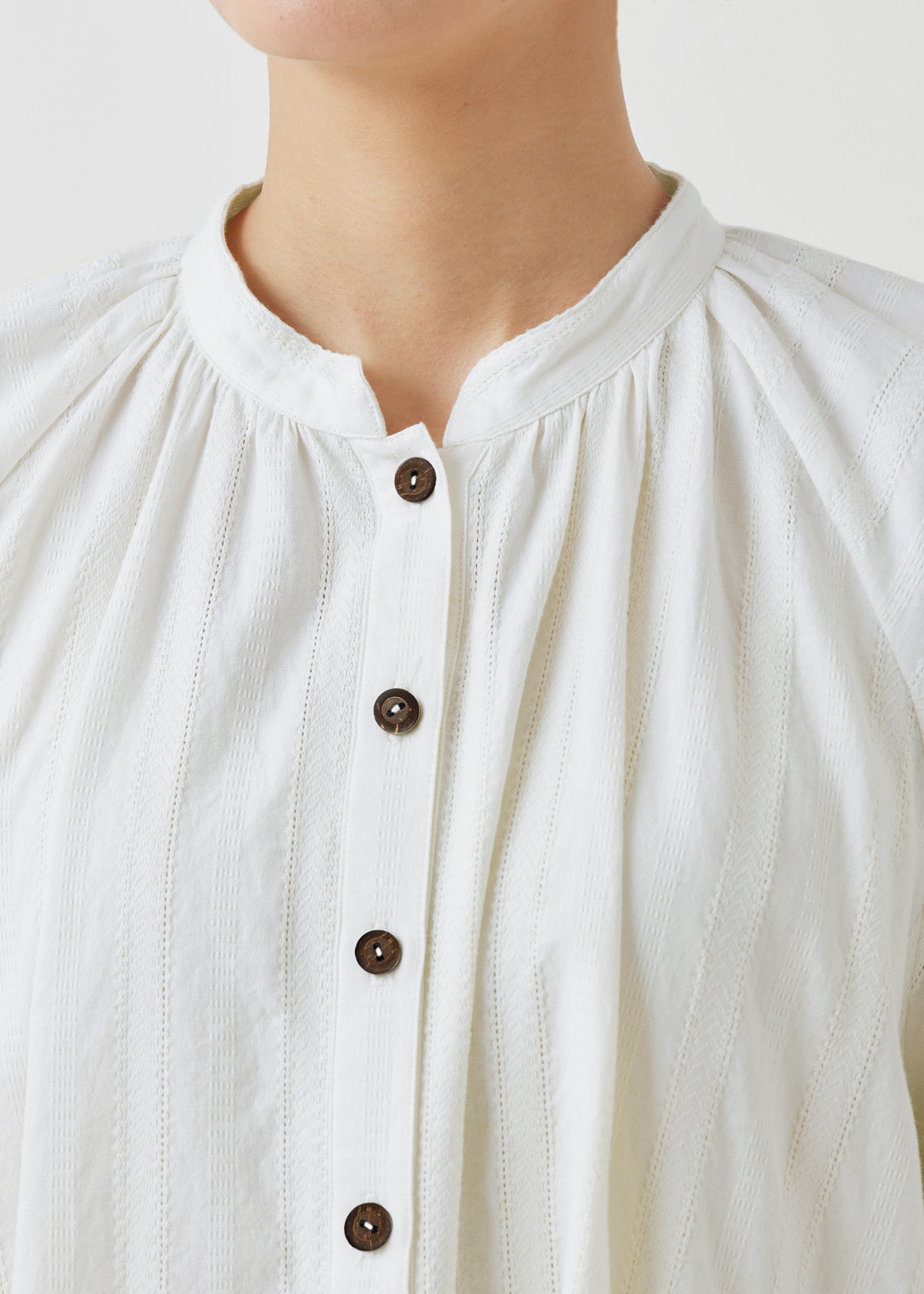 手織りオーガニックコットンドビーフロントワンピース