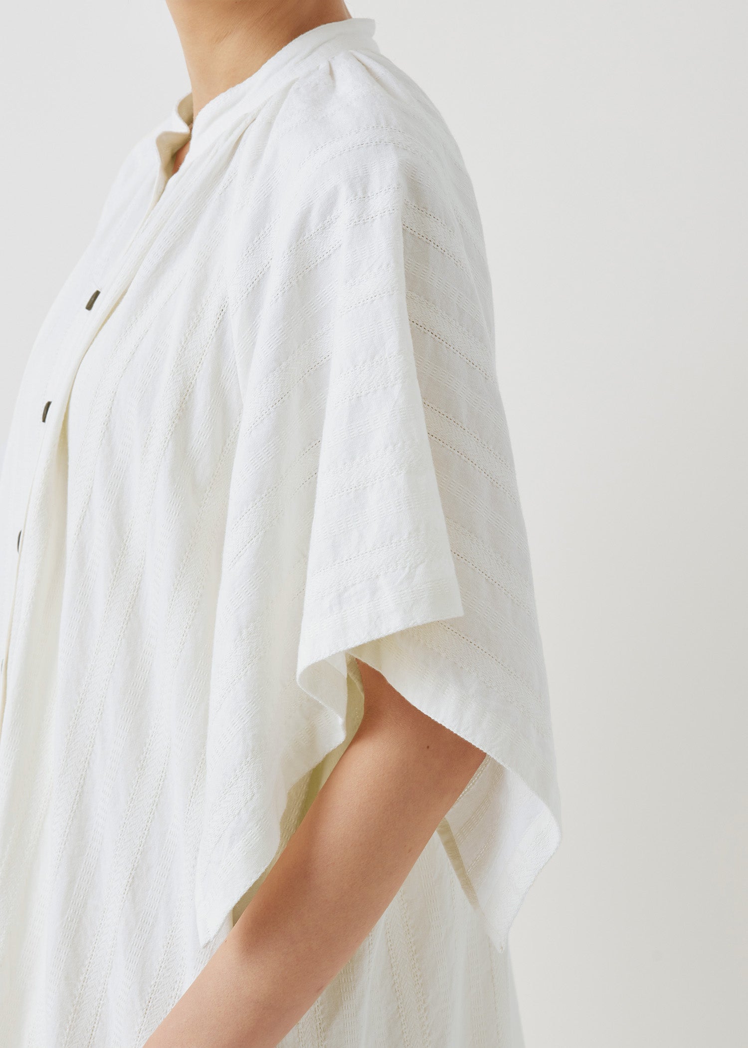 手織りオーガニックコットンドビーフロントワンピース