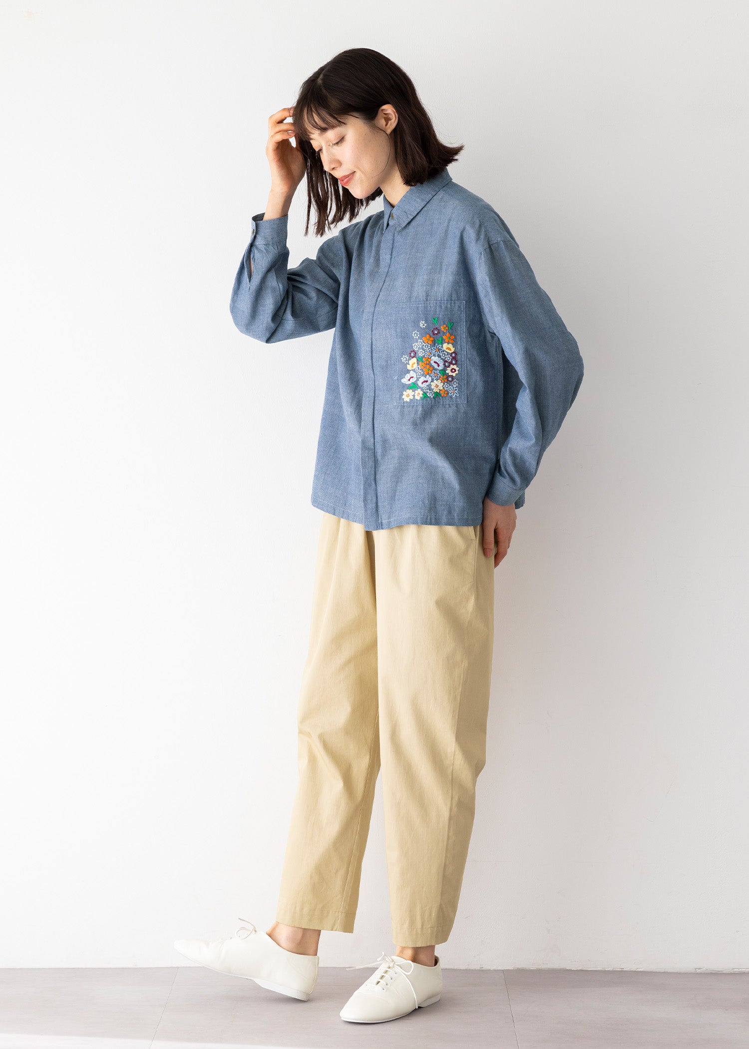 オーガニックコットンツイル テーパードパンツ