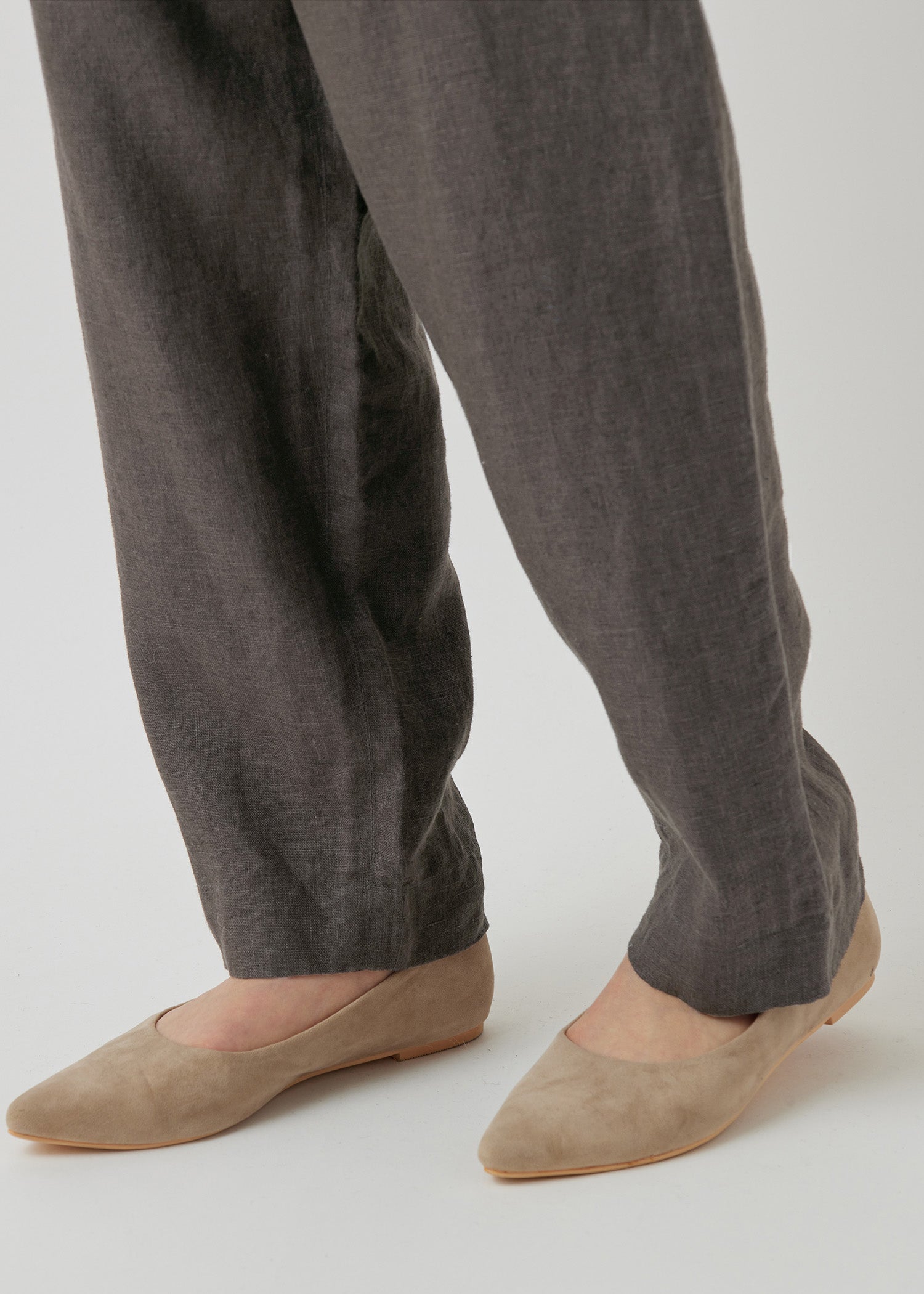 リネンテーパードパンツ