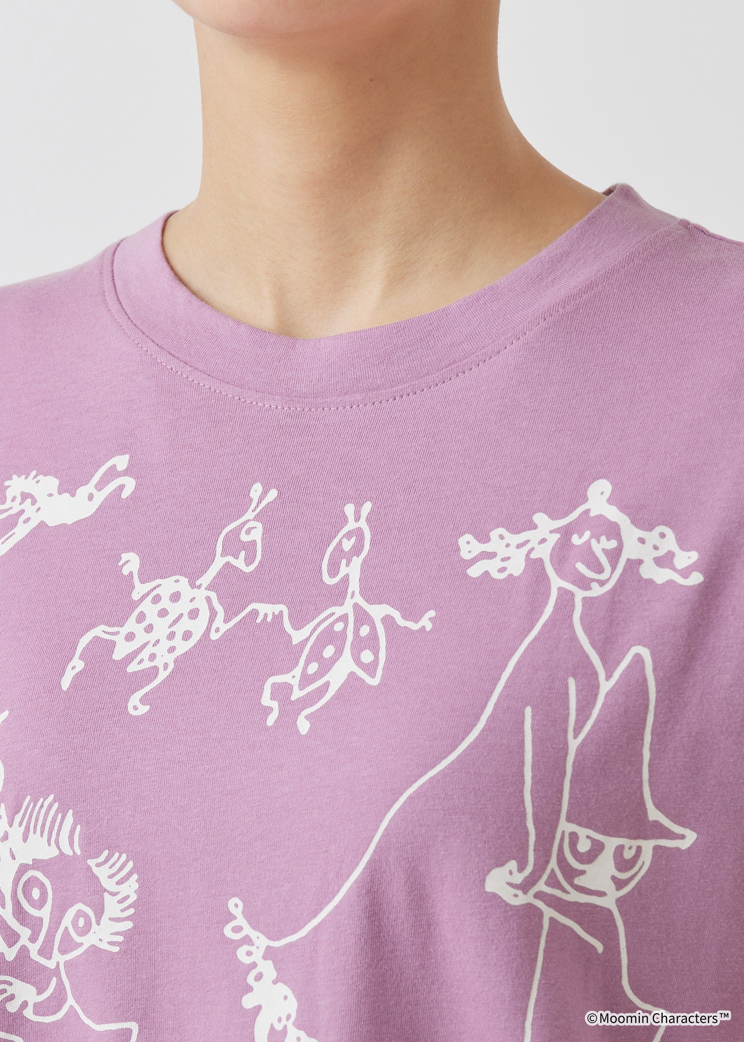 ムーミン 80周年記念オーガニックコットンユニセックスTシャツ・ムーミン谷の彗星