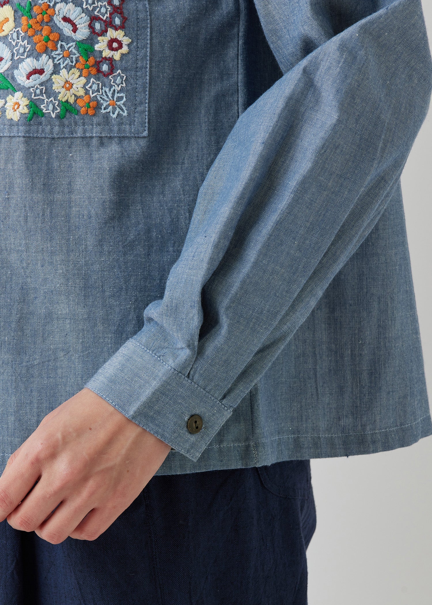 オーガニックコットンフラワー手刺繍ワイドブラウス