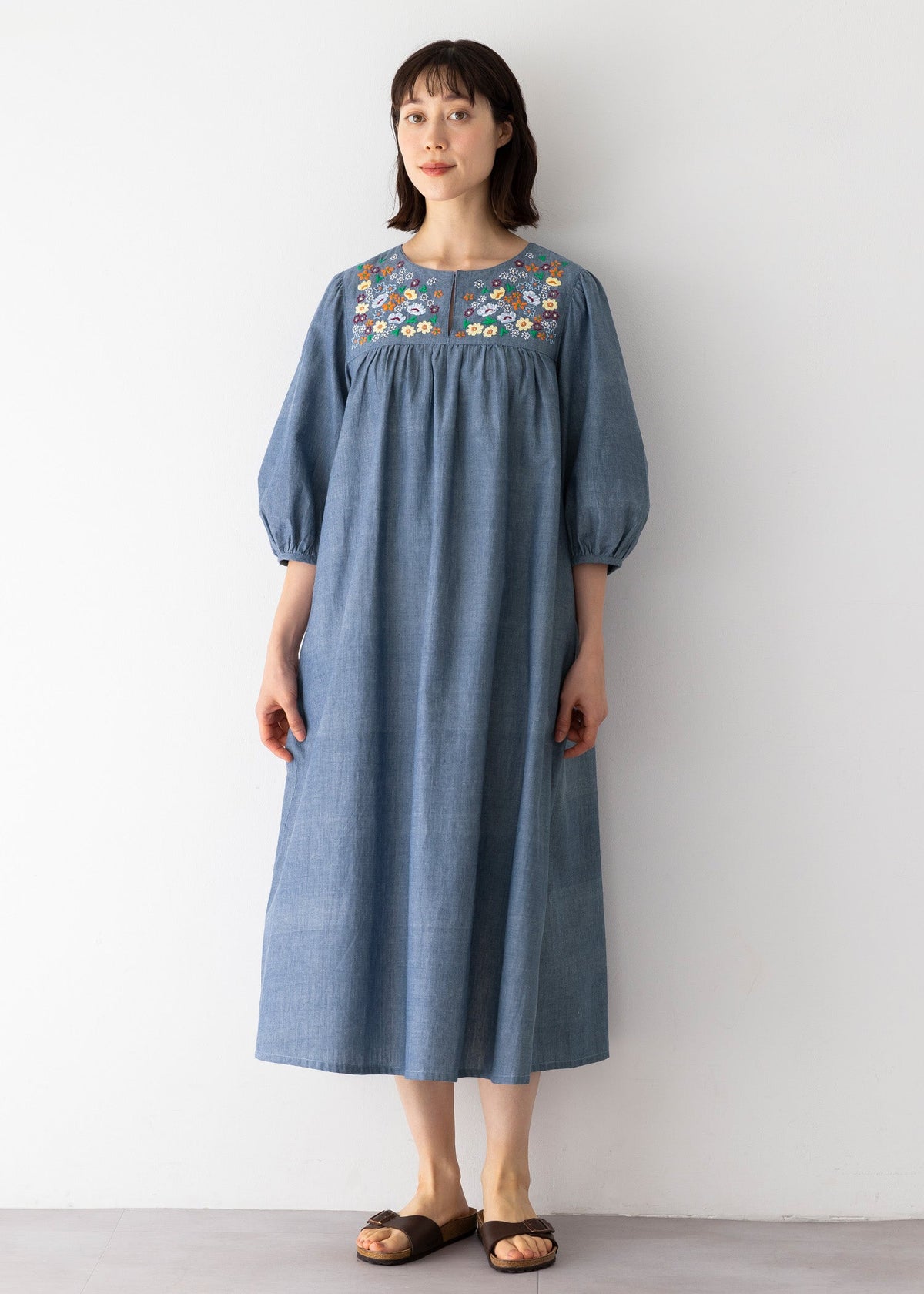 オーガニックコットン手刺繍ロングワンピース