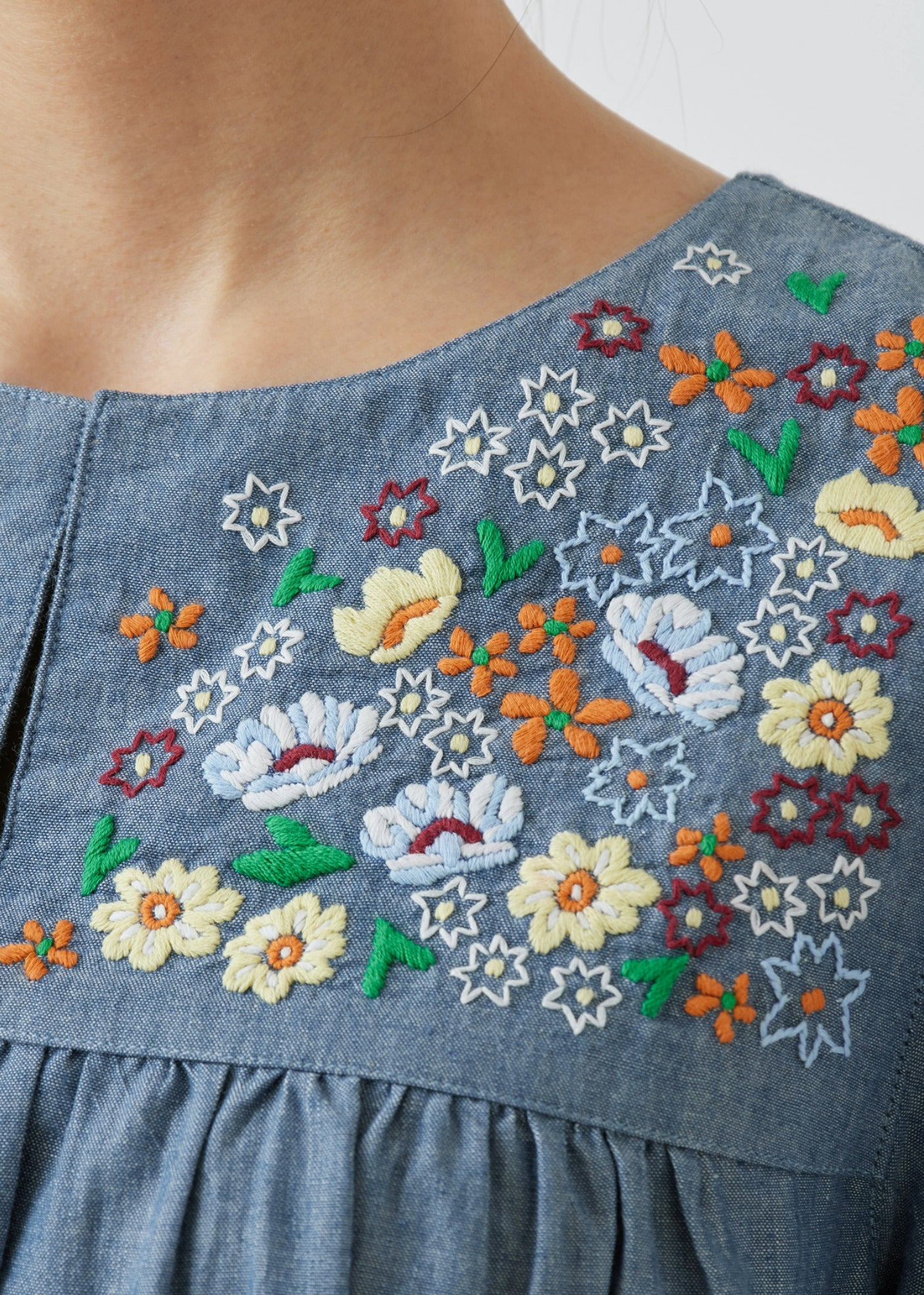オーガニックコットン手刺繍ロングワンピース