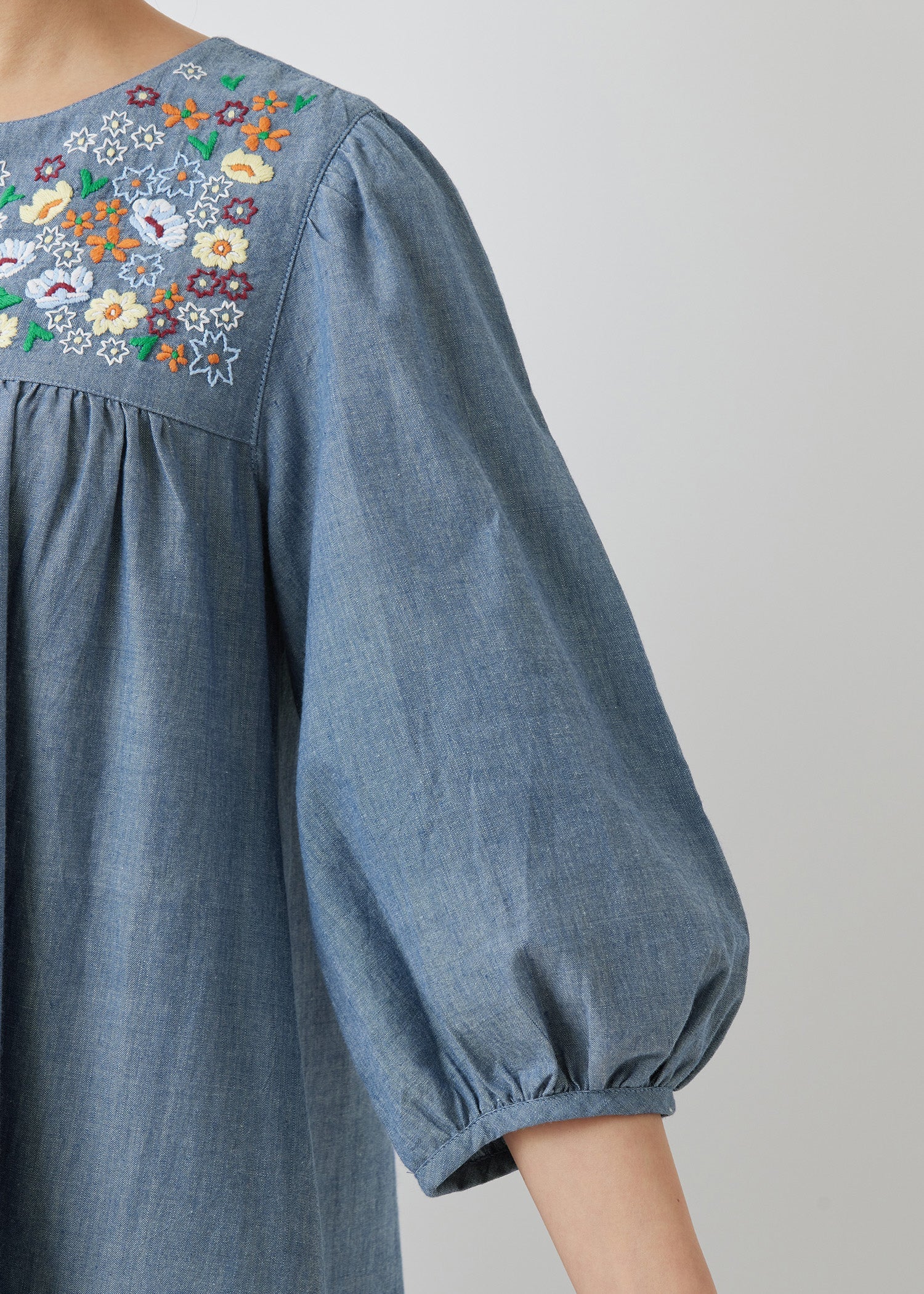 オーガニックコットン手刺繍ロングワンピース