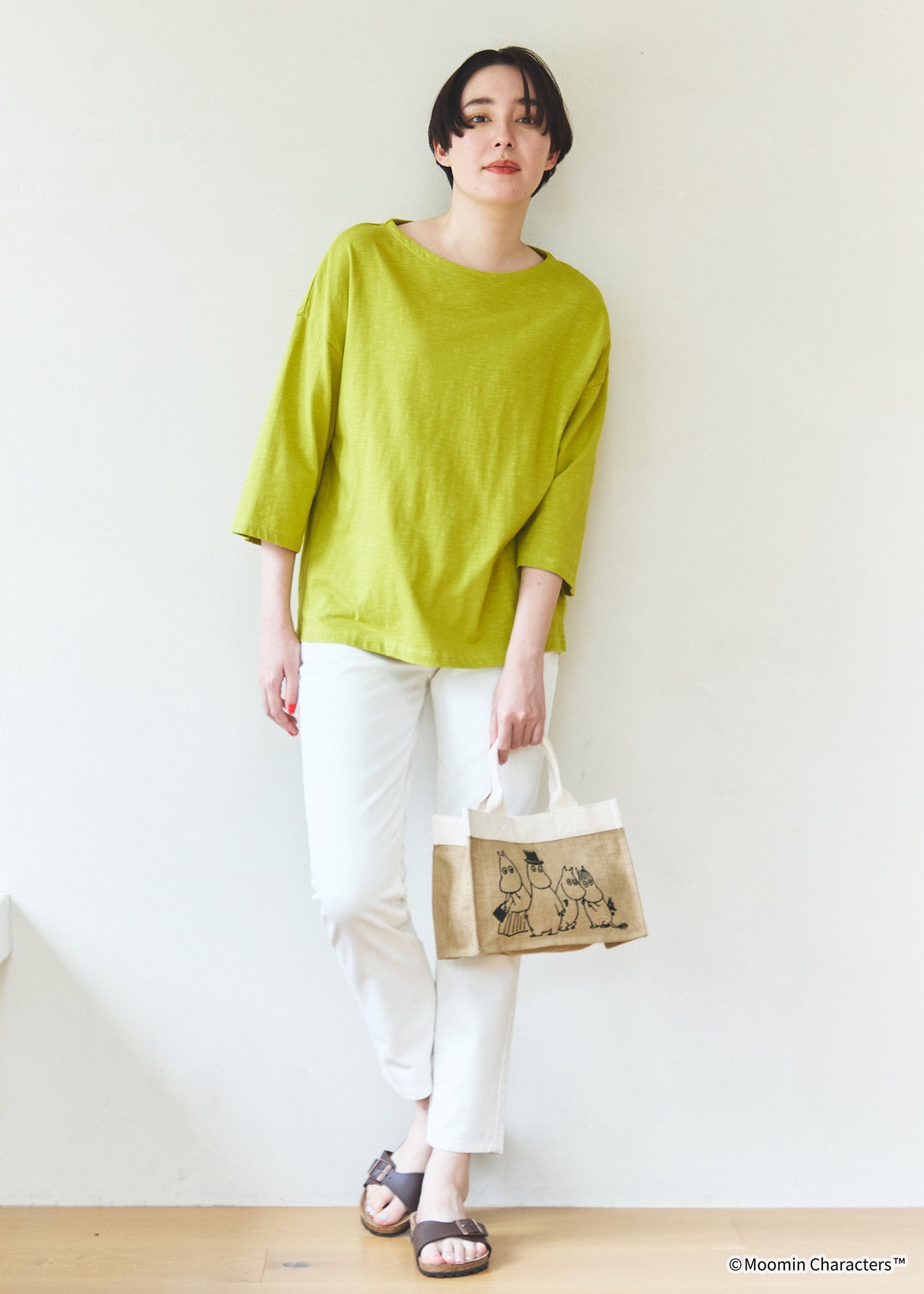 ムーミン ジュートプリントミニバッグ・ちょっとおどろくムーミンファミリー