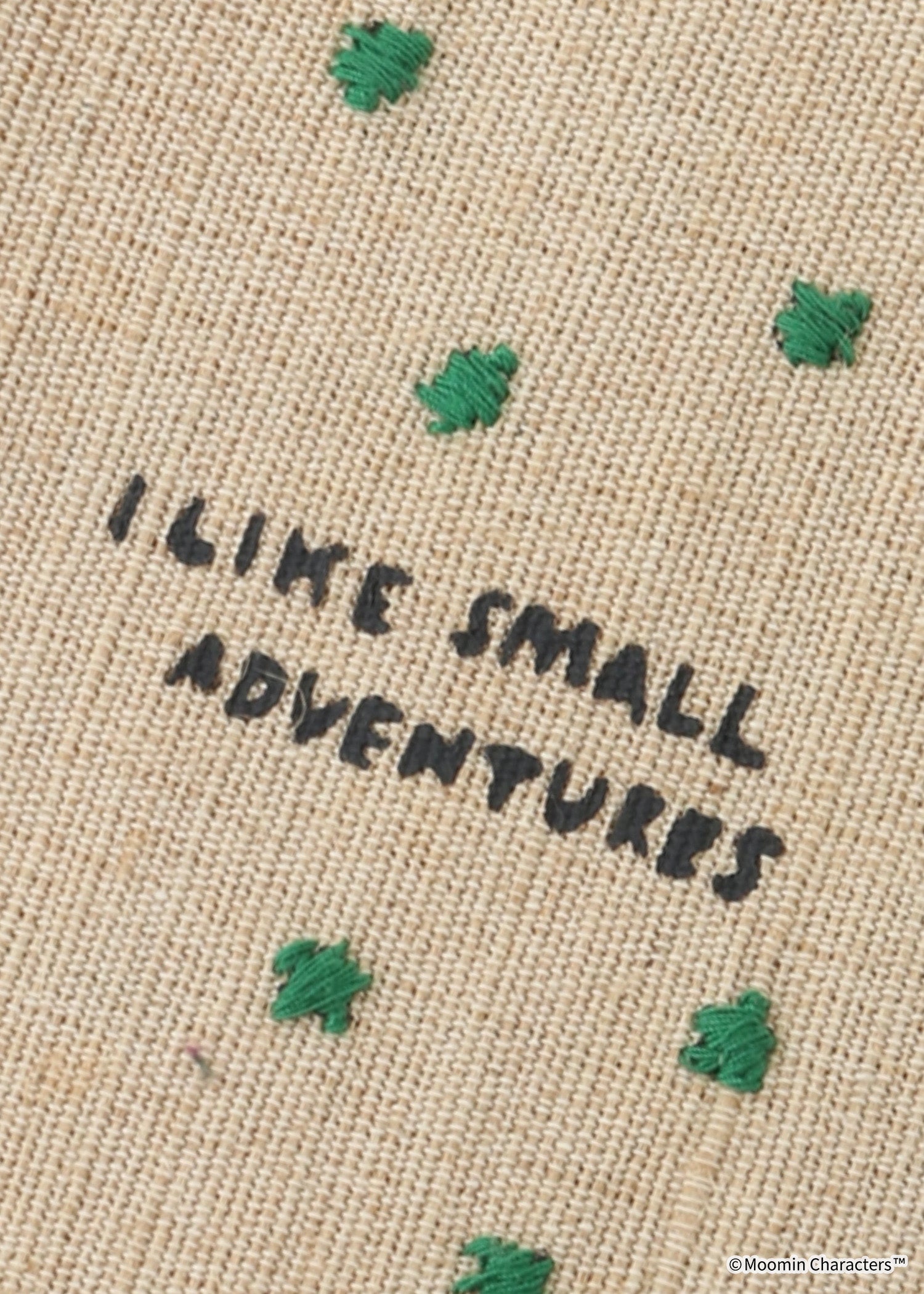 ムーミン 80周年記念ジュート&コットンのブックカバー・ムーミンたちの小さな冒険