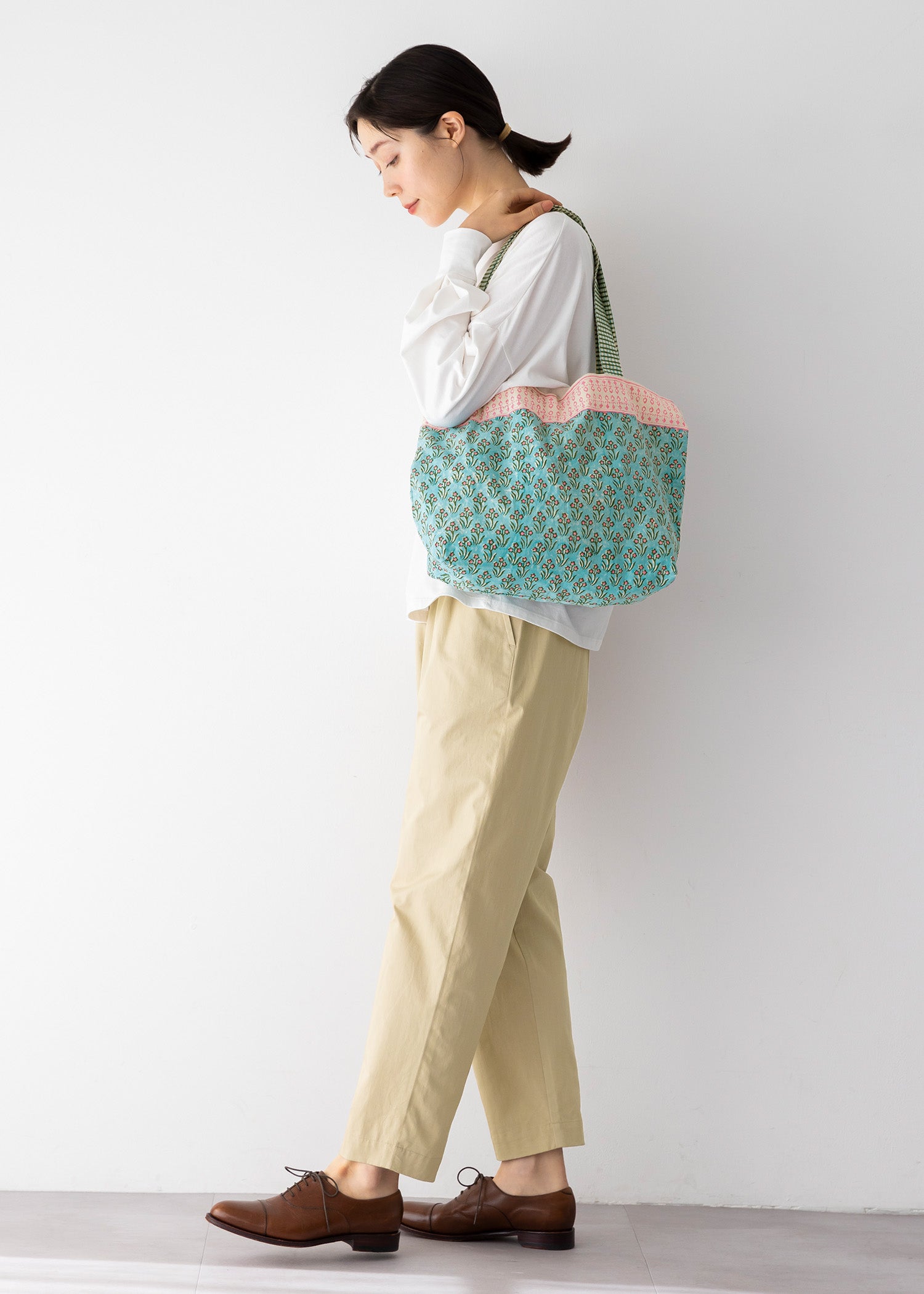 オーガニックコットンツイル テーパードパンツ