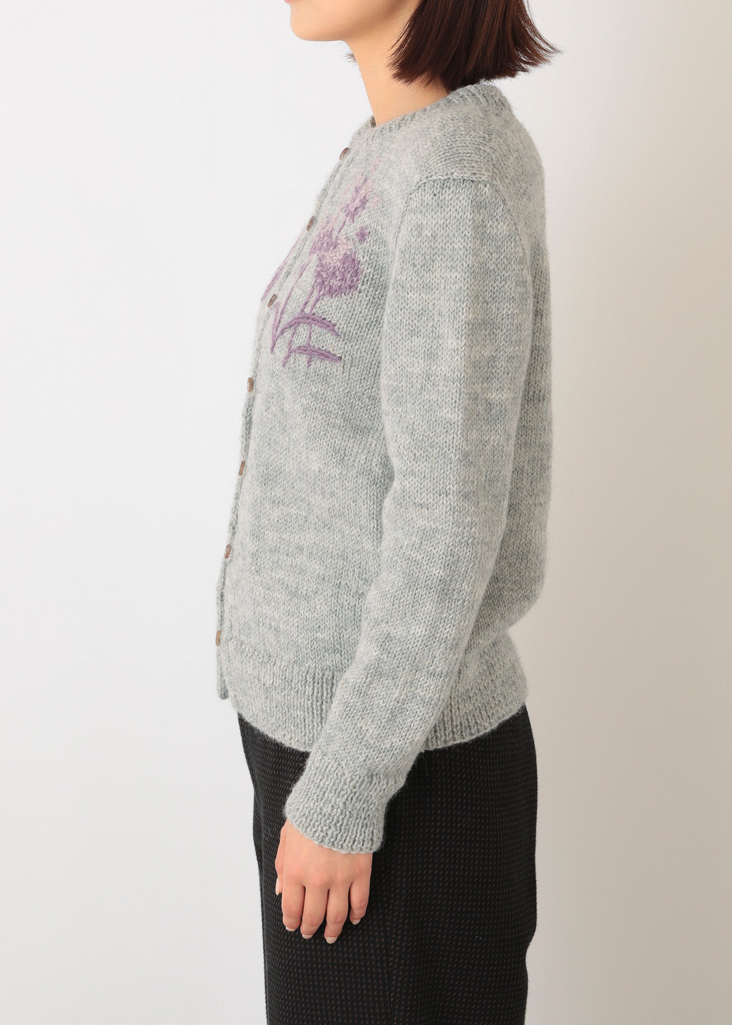 手編みフラワーモチーフ手刺繍カーディガン