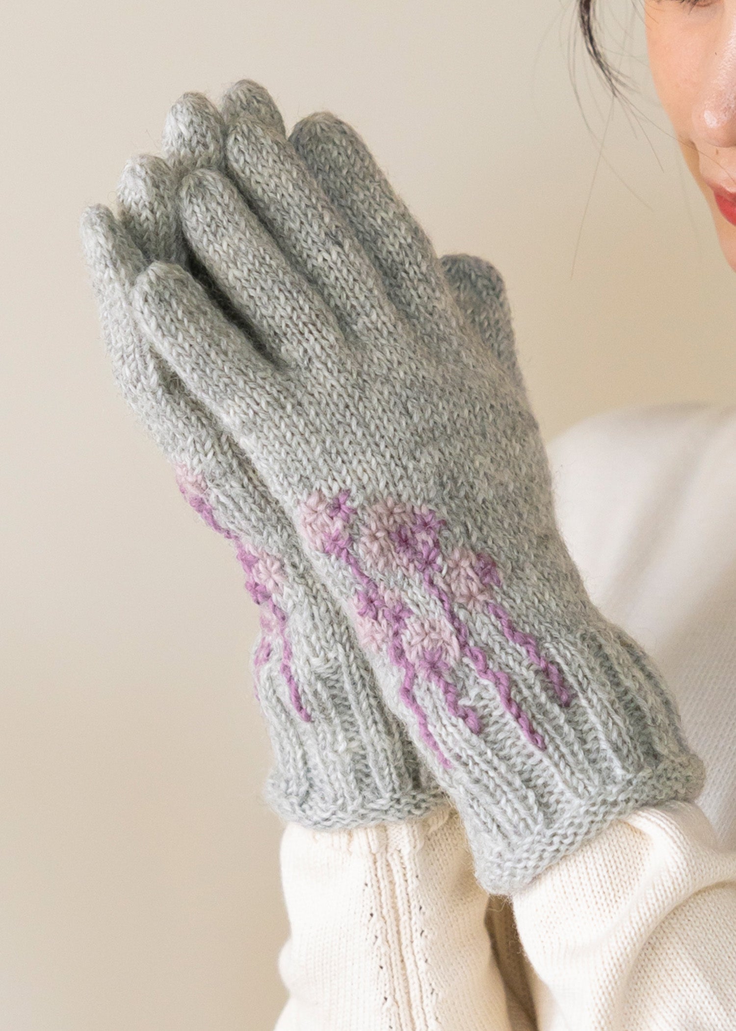 手編みフラワーモチーフ手刺繍手袋