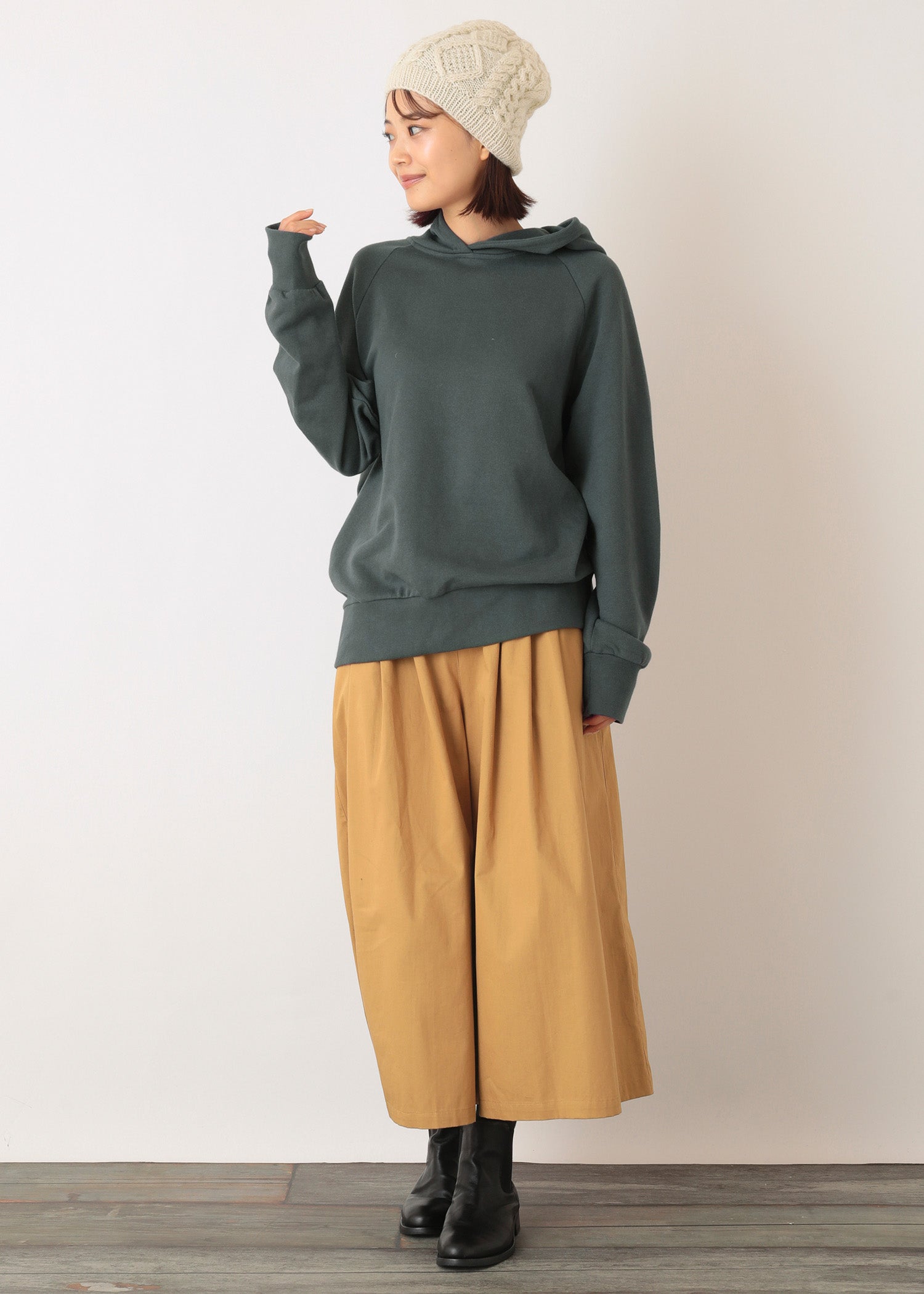 オーガニックコットンツイル タックボリュームパンツ