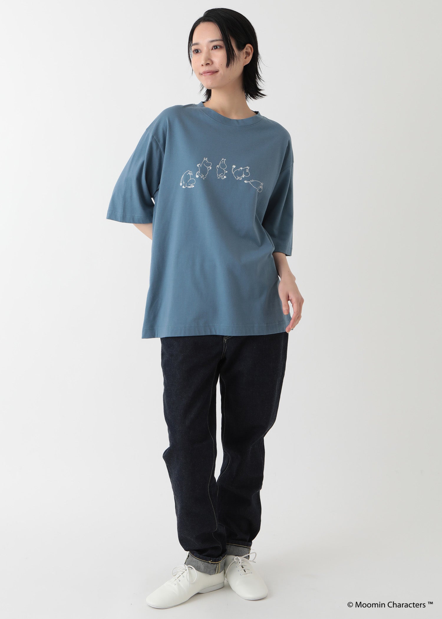 ムーミン オーガニックコットン ユニセックスTシャツ・ダンスするムーミントロール