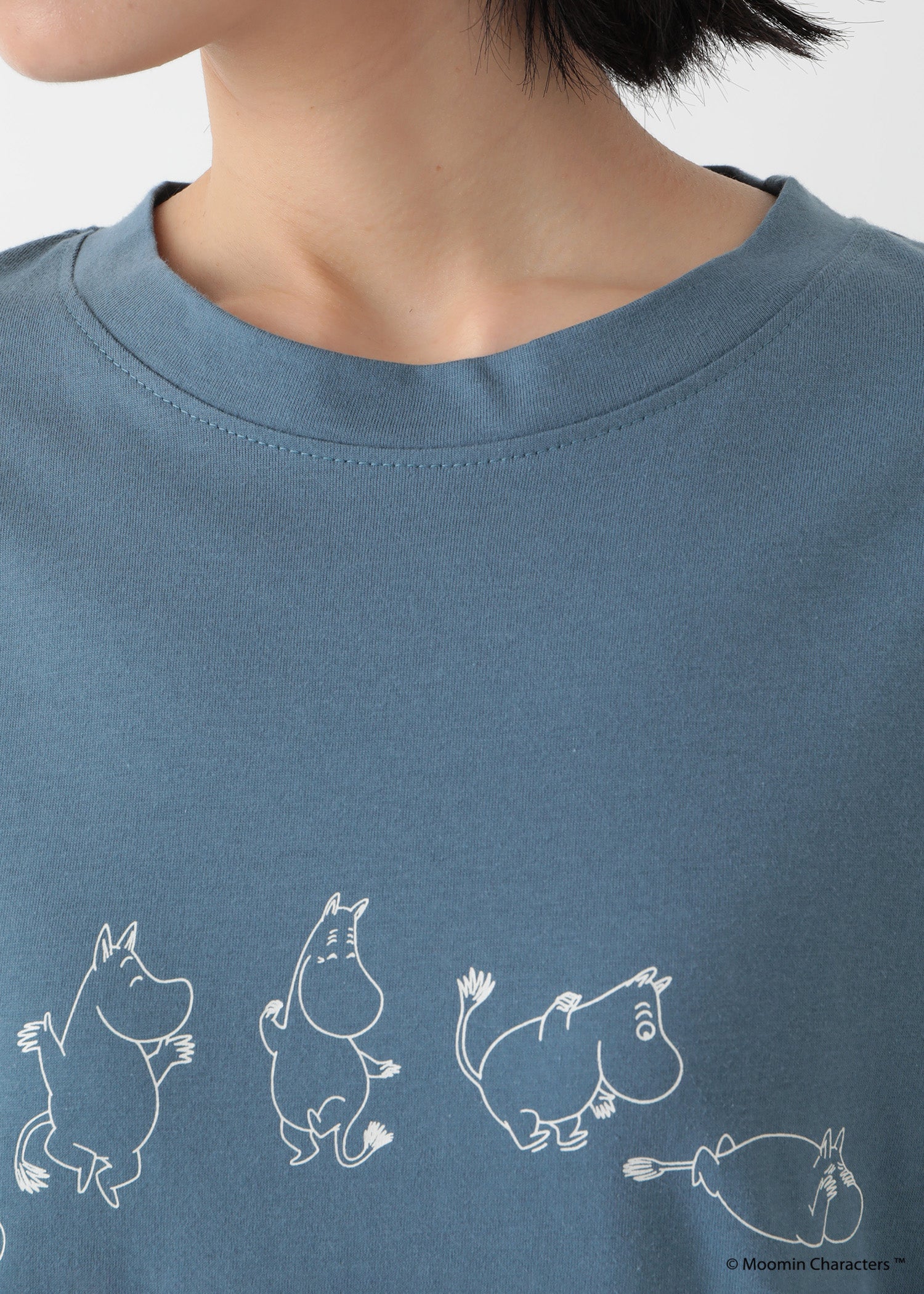 ムーミン オーガニックコットン ユニセックスTシャツ・ダンスするムーミントロール