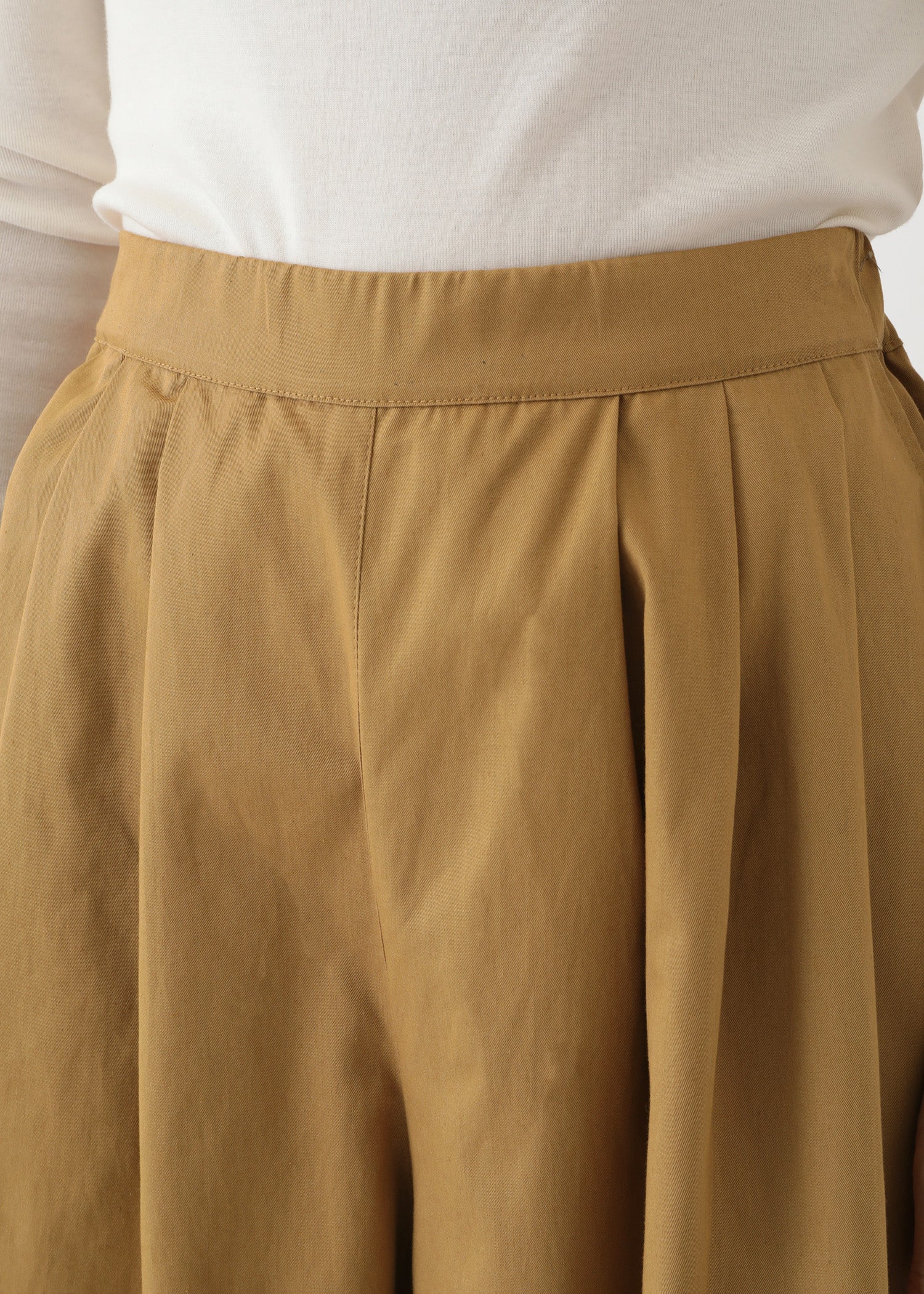 オーガニックコットンツイル タックボリュームパンツ