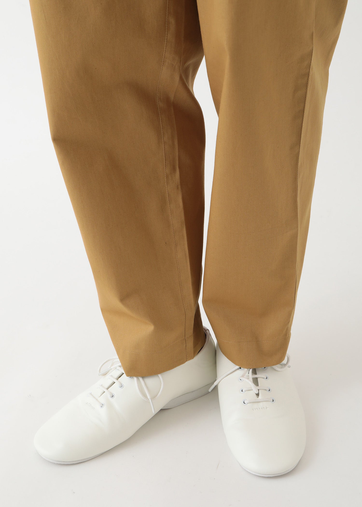 オーガニックコットンツイル タックテーパードパンツ