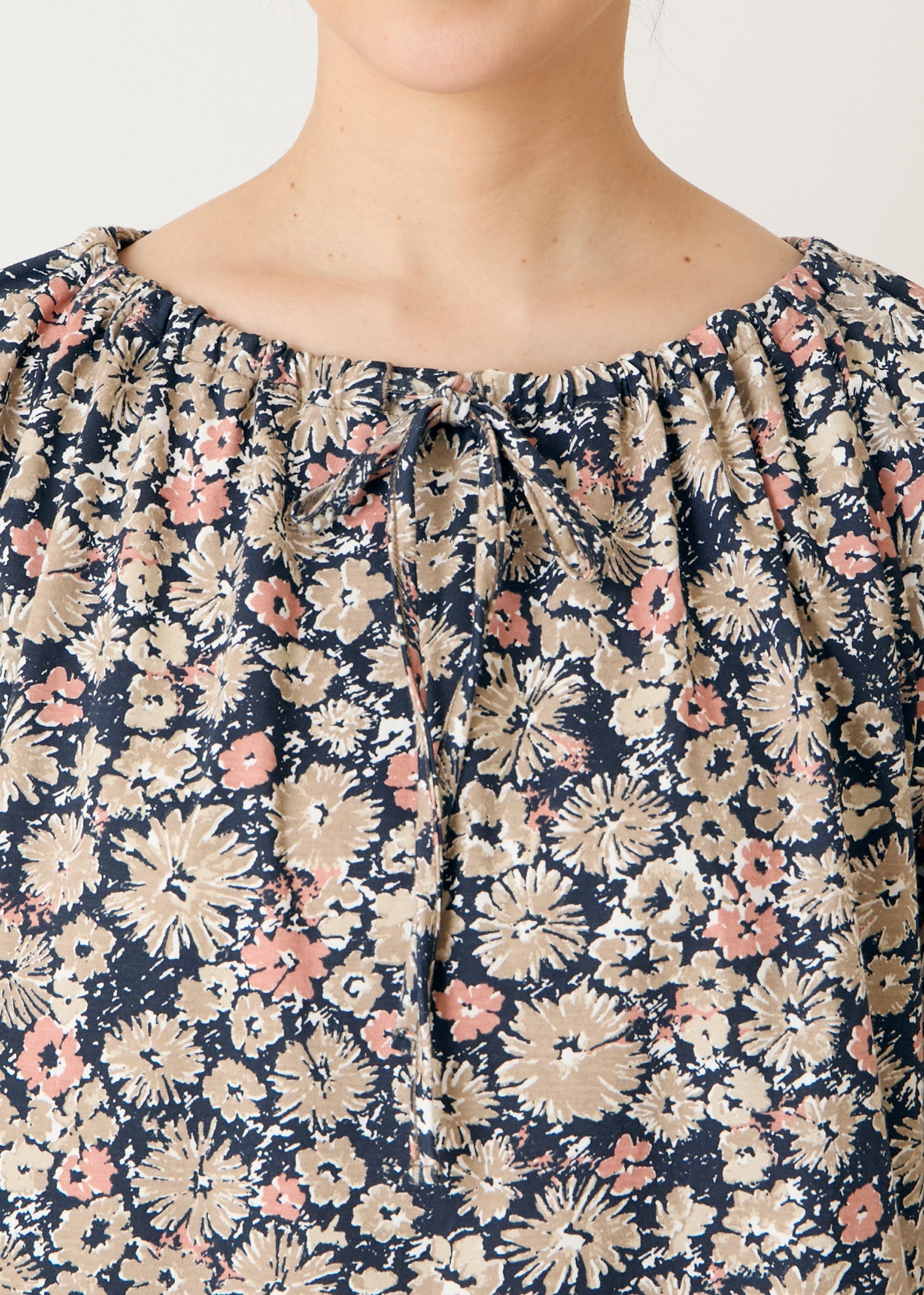 オーガニックコットン天竺 フローラルプリントトップ