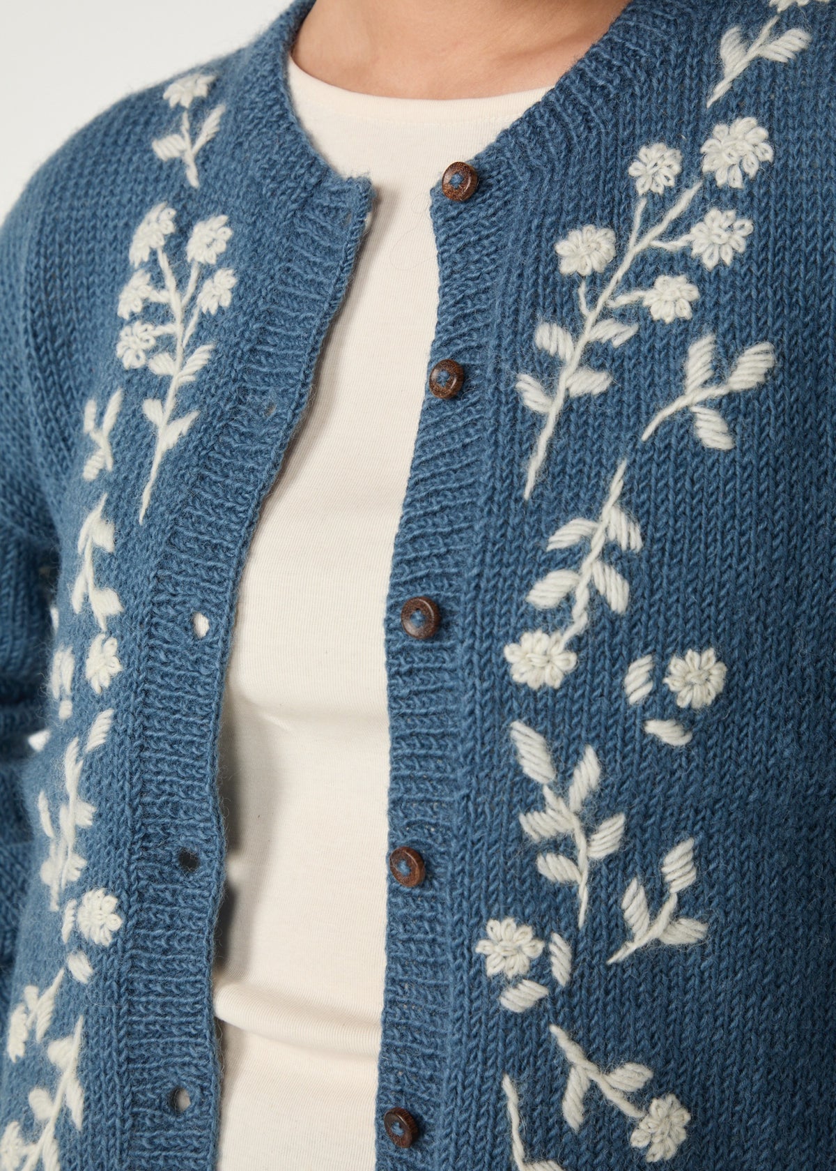 手編み&手刺繍フラワー柄 カーディガン