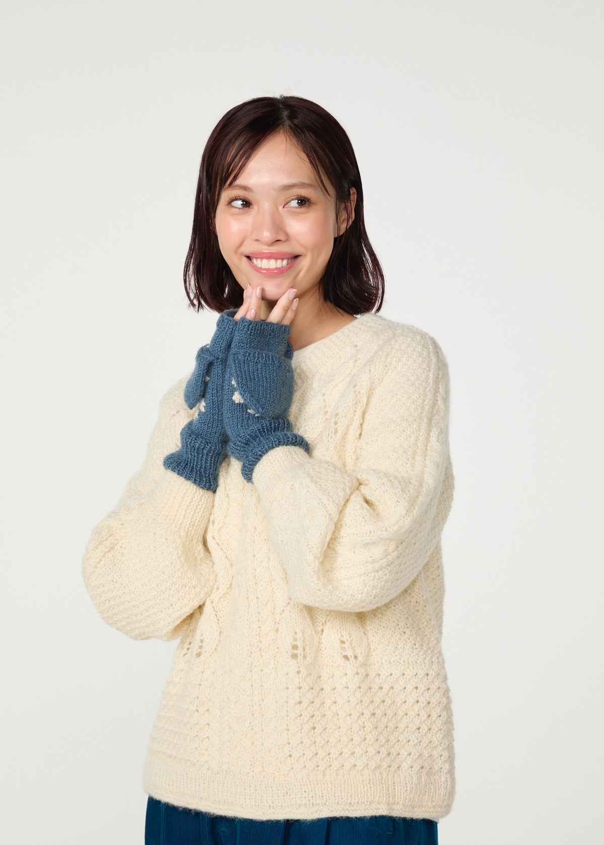 手編み&手刺繍フラワー柄 手袋
