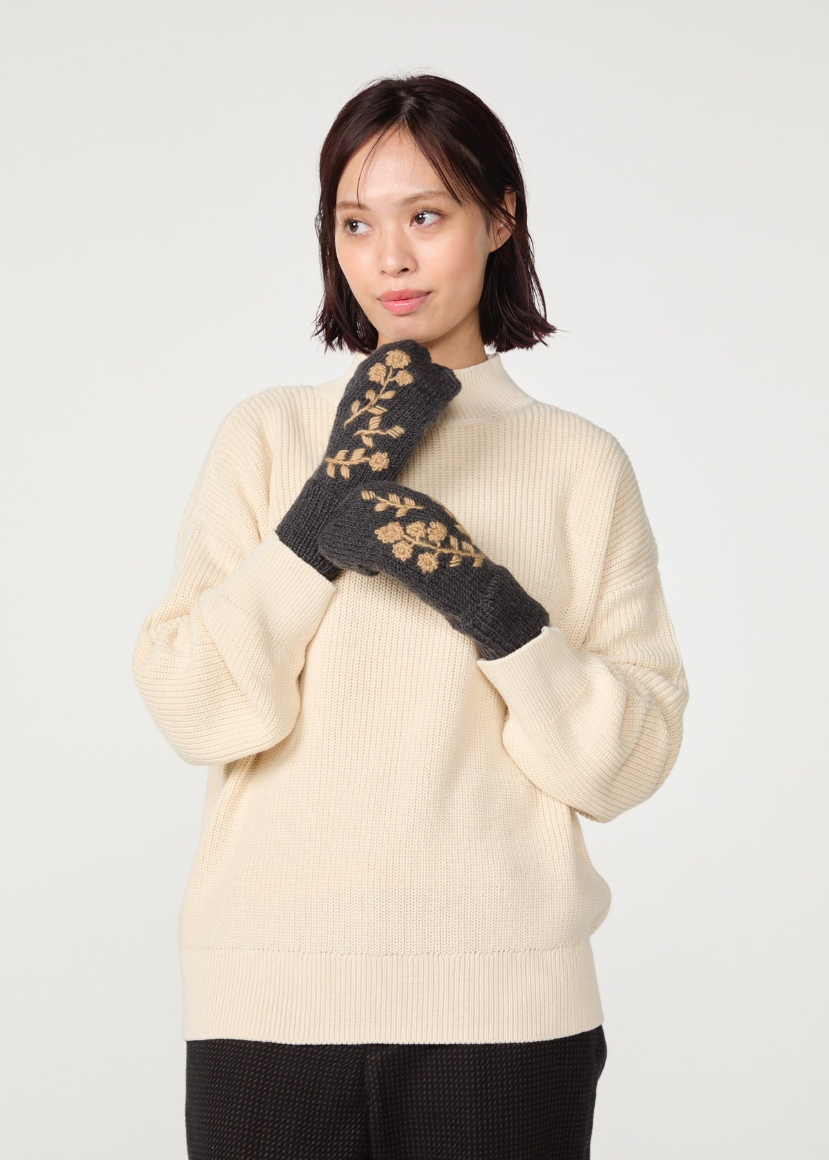 手編み&手刺繍フラワー柄 手袋