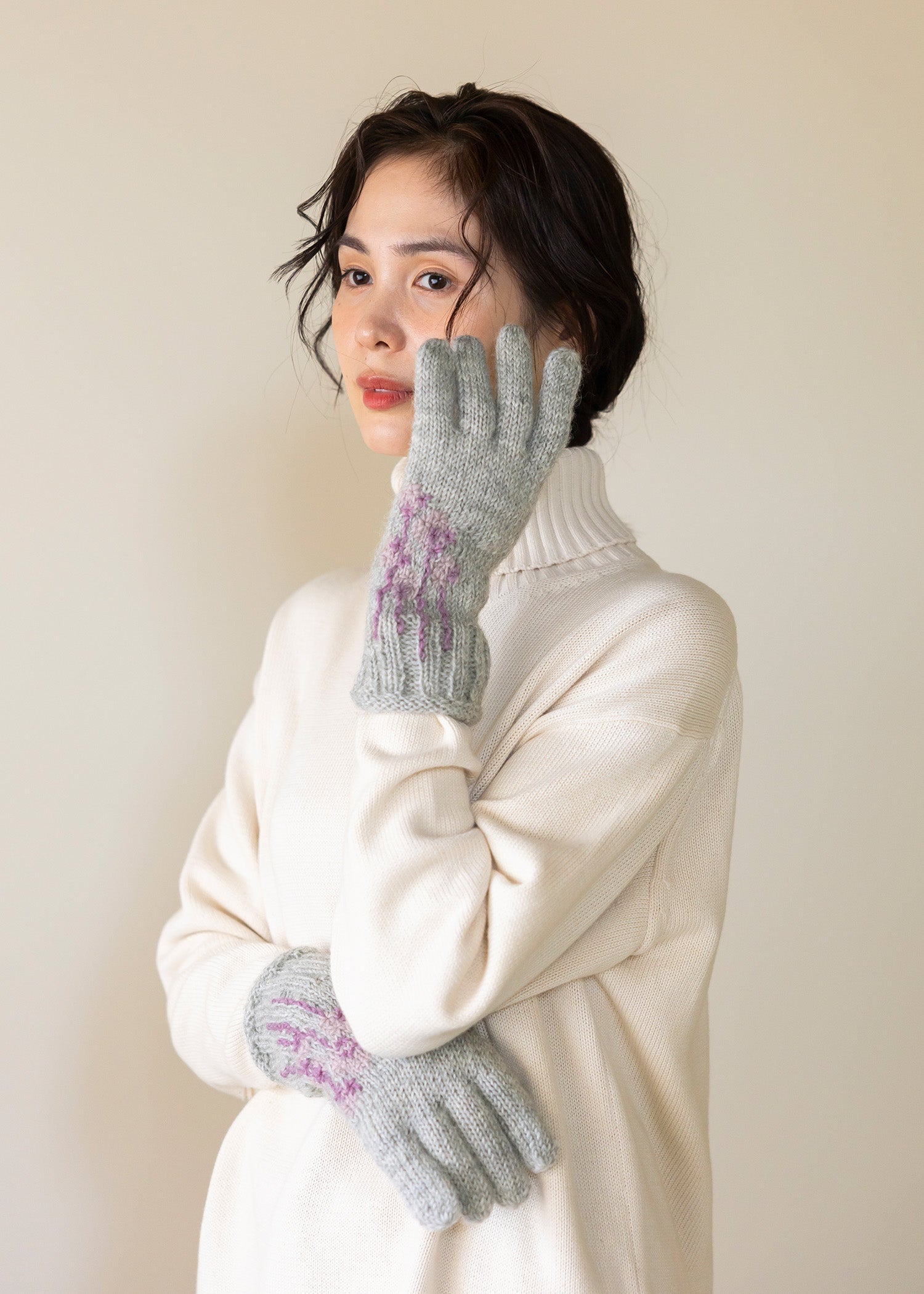 手編みフラワーモチーフ手刺繍手袋