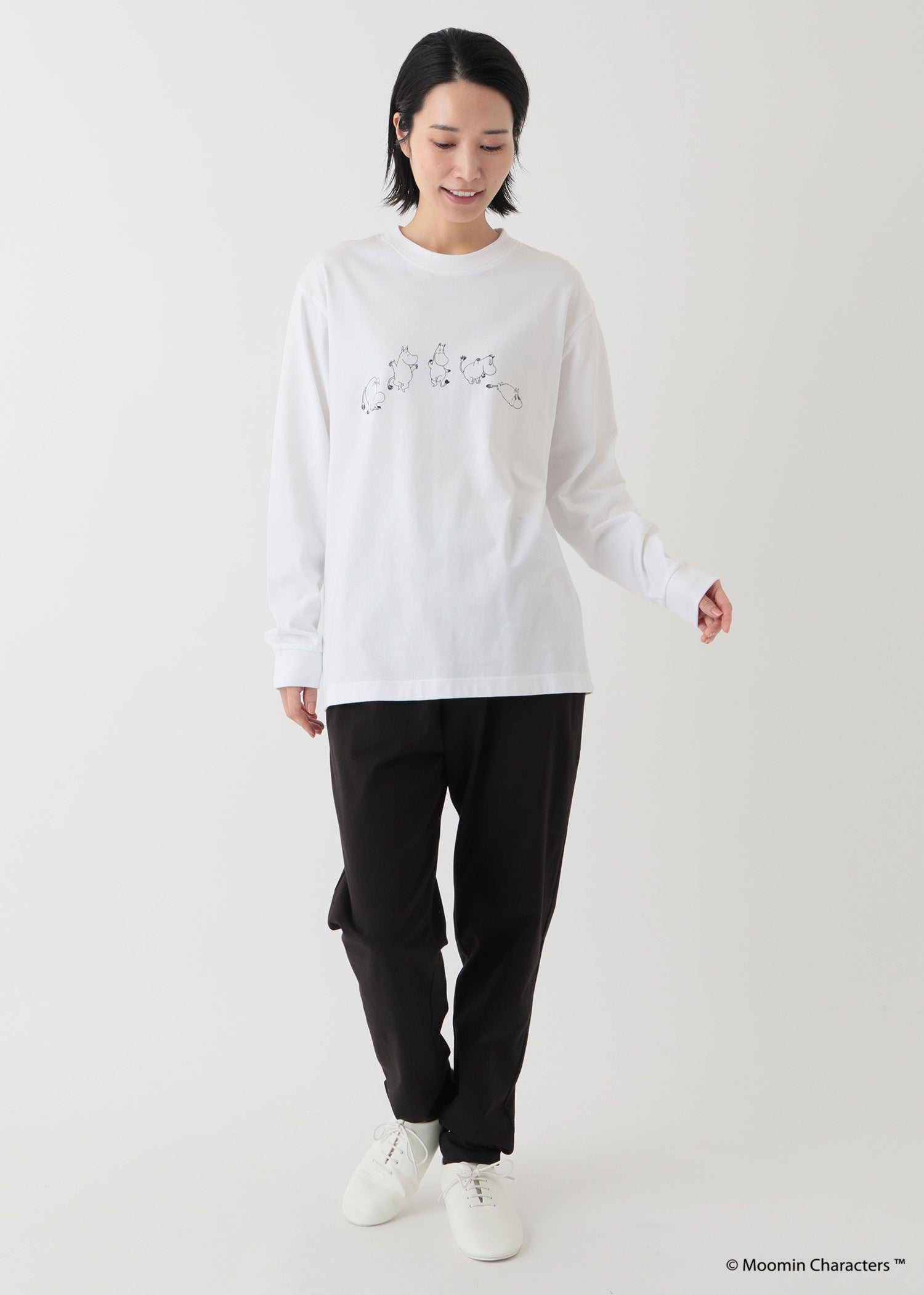 ムーミン オーガニックコットン ユニセックスロングスリーブＴシャツ・ダンスするムーミントロール