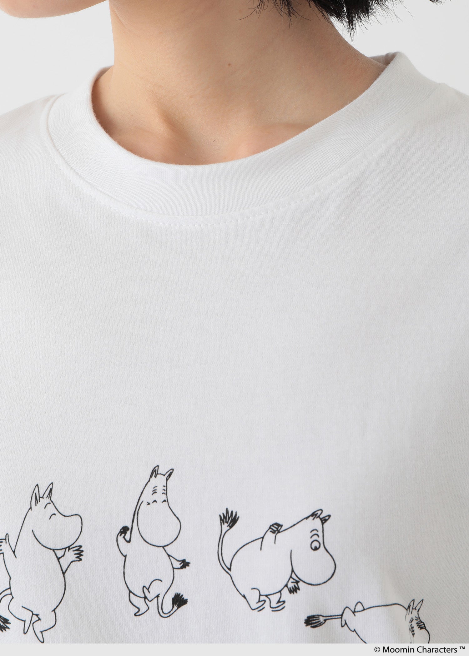 ムーミン オーガニックコットン ユニセックスロングスリーブＴシャツ・ダンスするムーミントロール