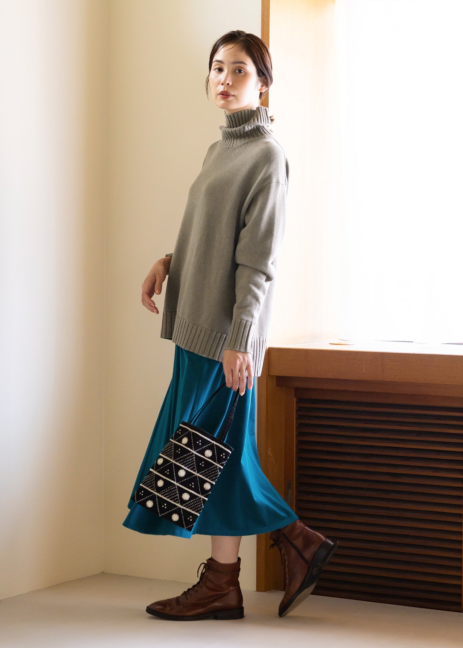 手刺繍ミニトート デイジー