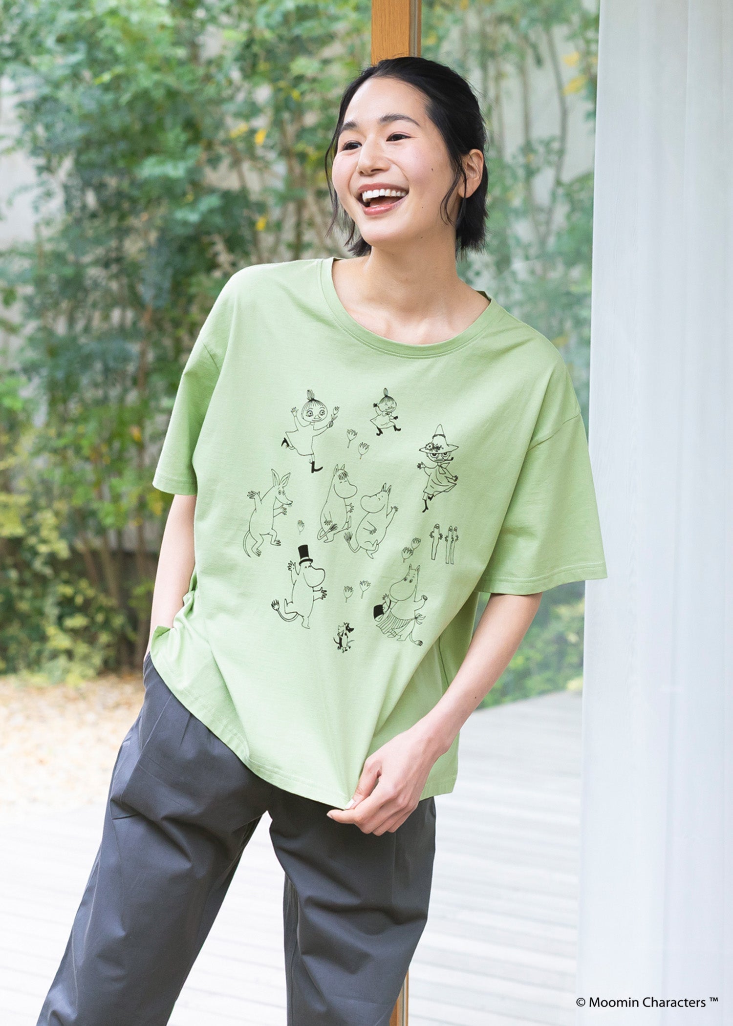 ムーミン オーガニックコットンスリットTシャツ・ムーミン谷の仲間たち