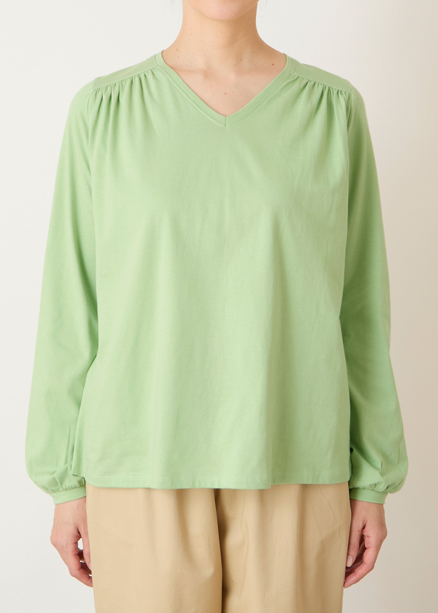 身長：170cm　着用サイズ：M