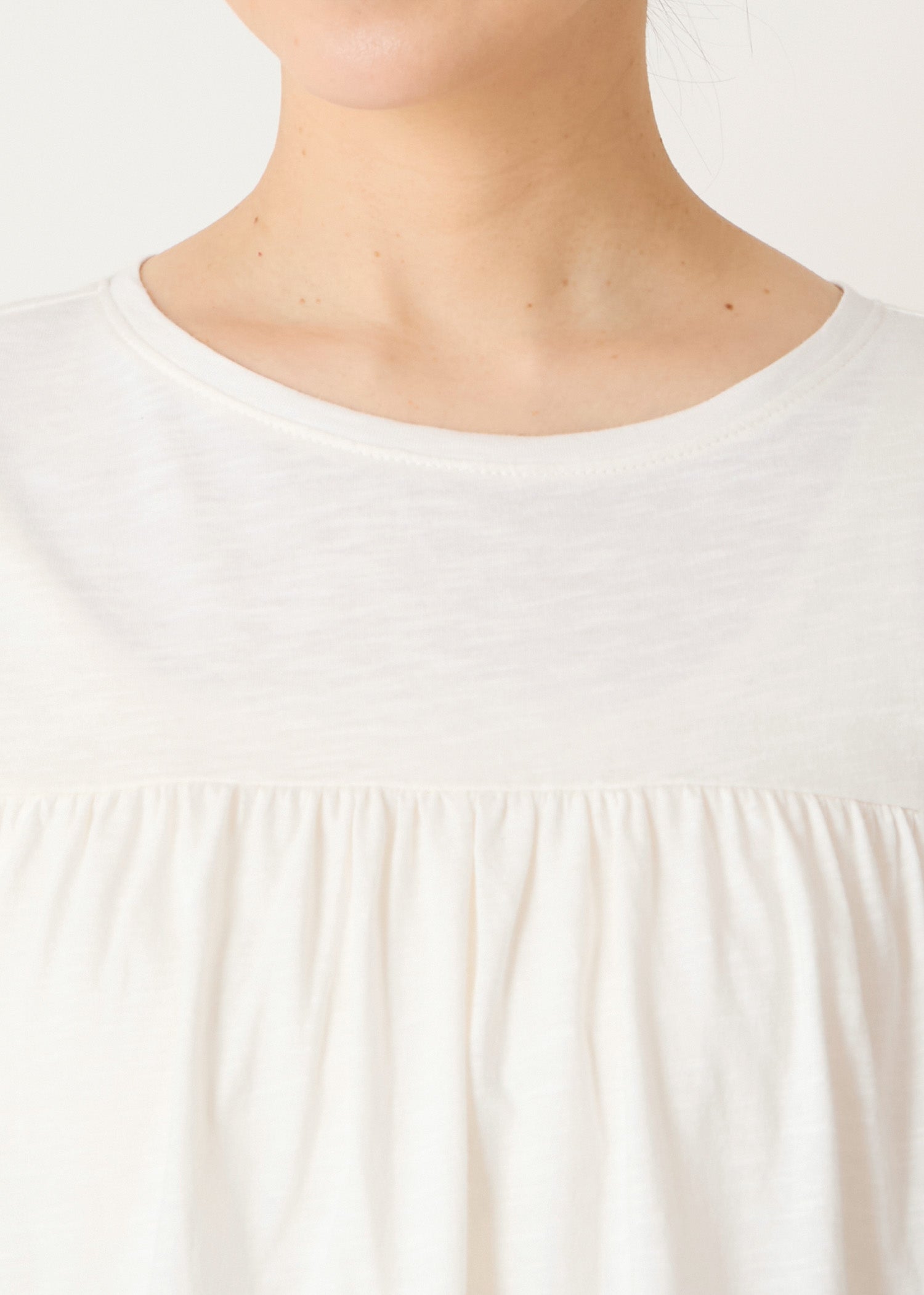 オーガニックコットン スラブ天竺 ギャザーヨークトップ