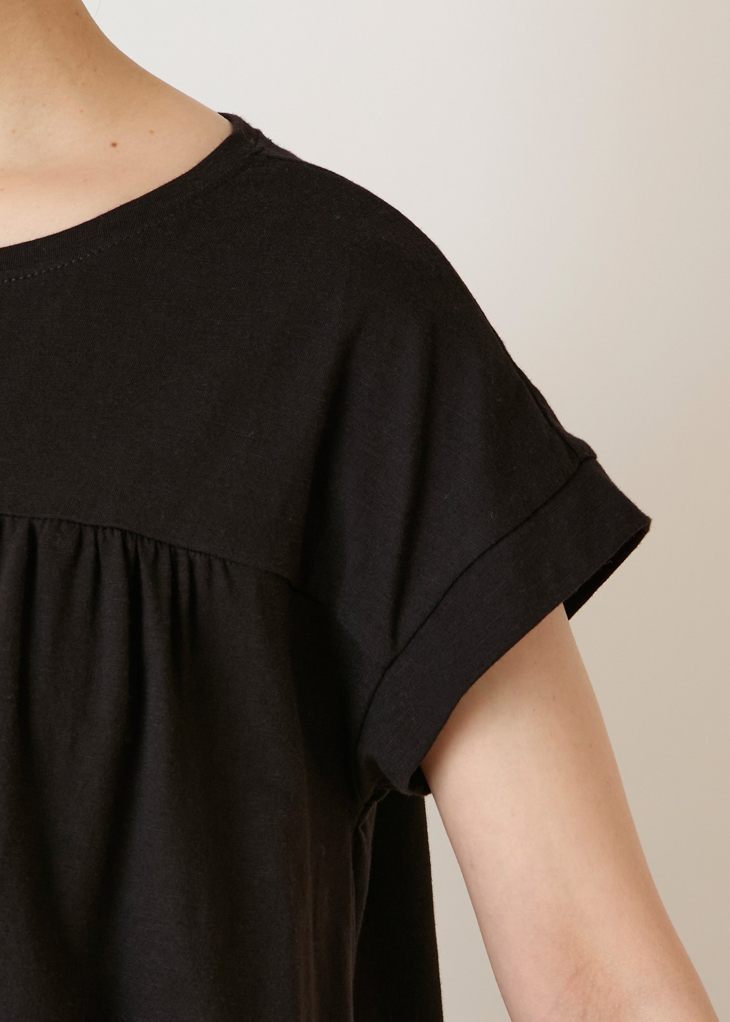 オーガニックコットン スラブ天竺 ギャザーヨークトップ