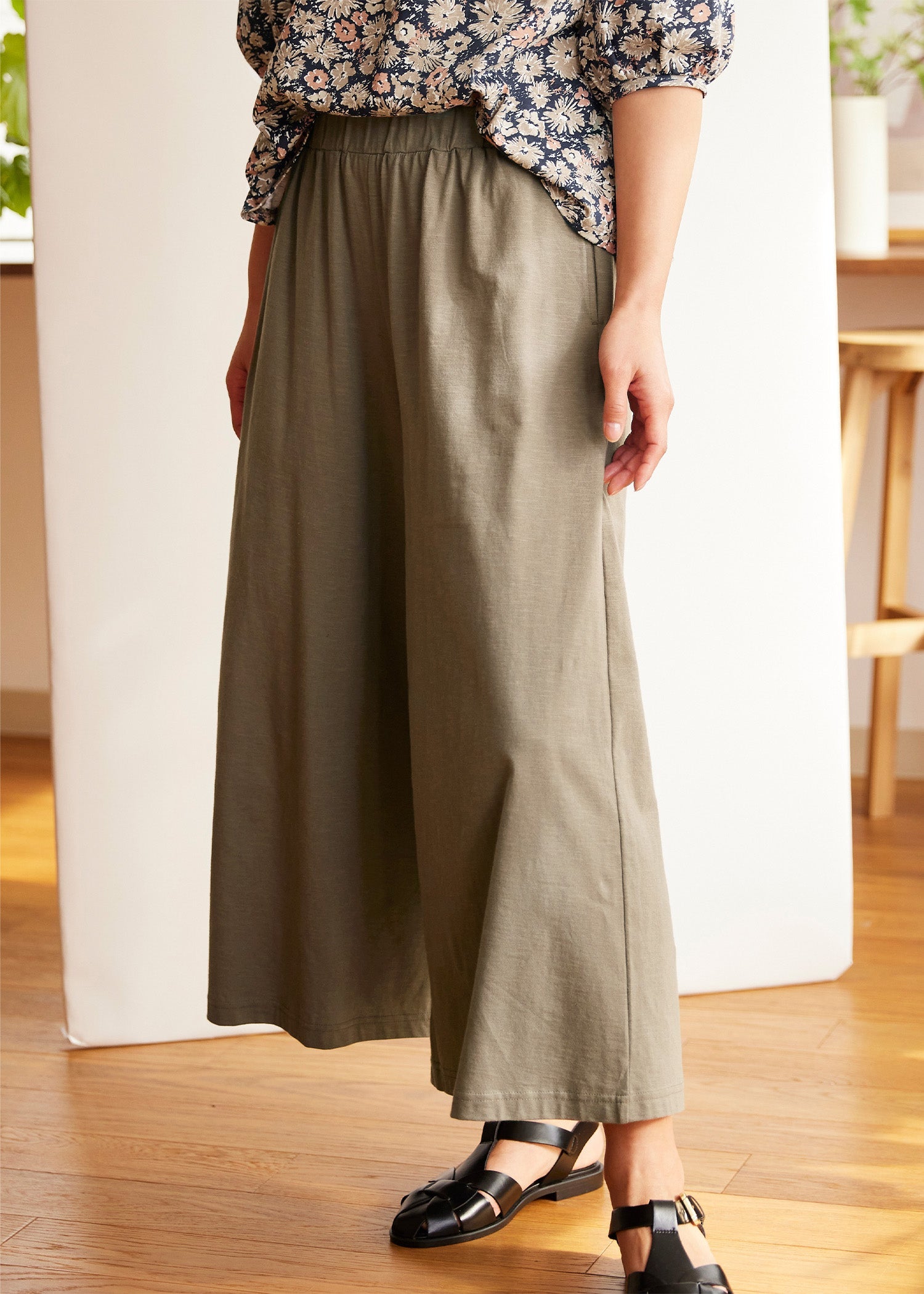 身長：170cm　着用サイズ：M