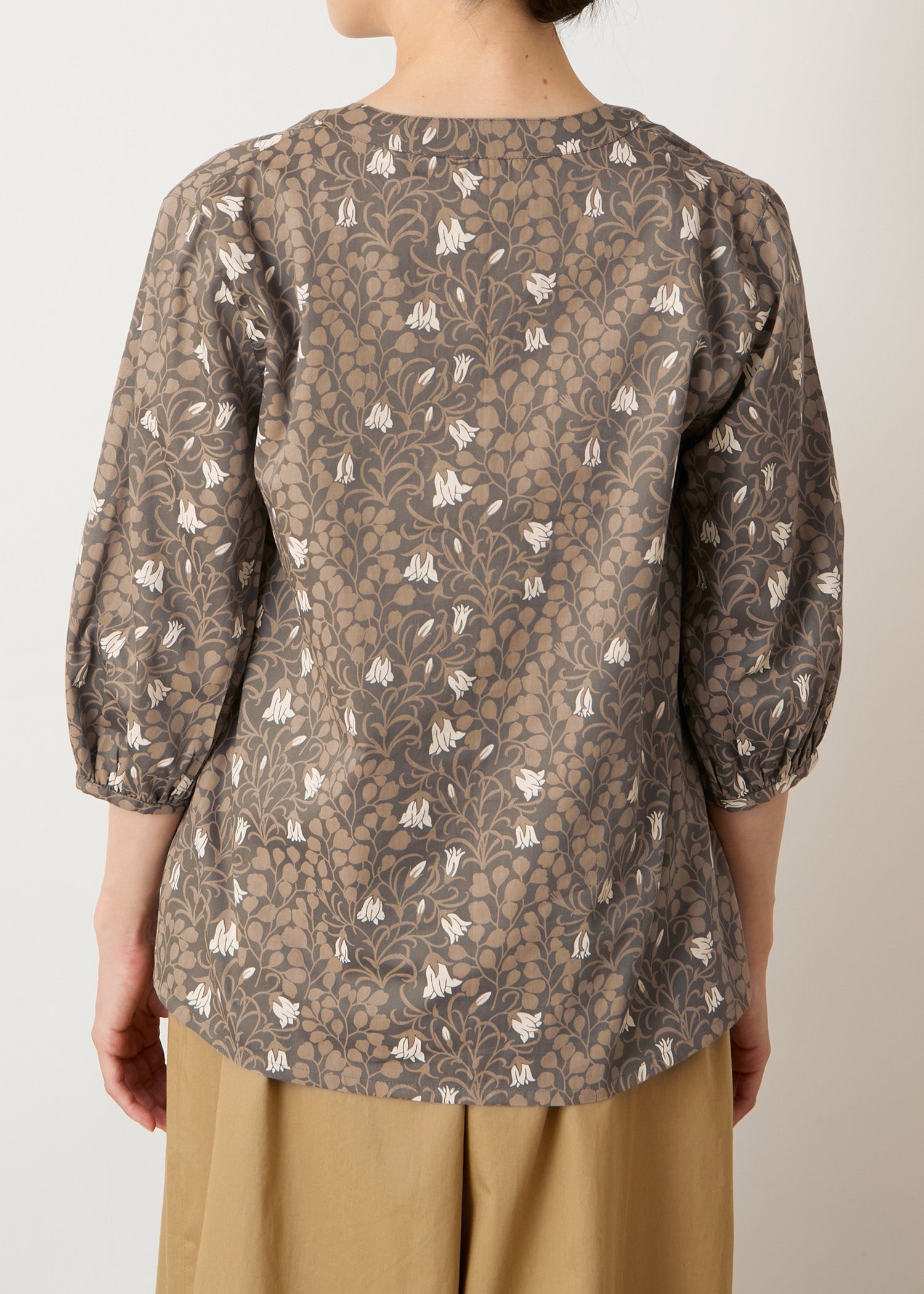 身長：169cm　着用サイズ：M