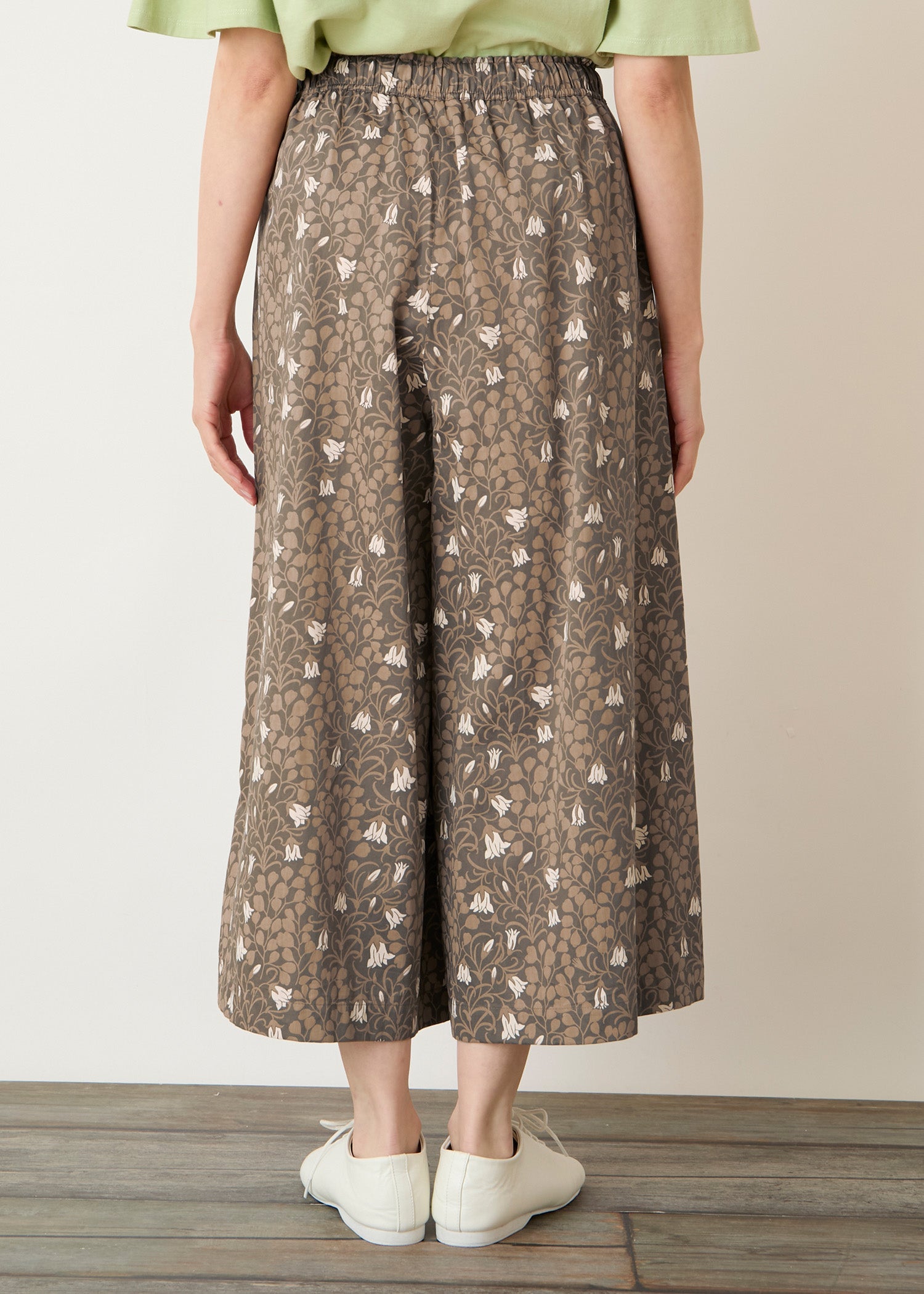 身長：162cm　着用サイズ：M