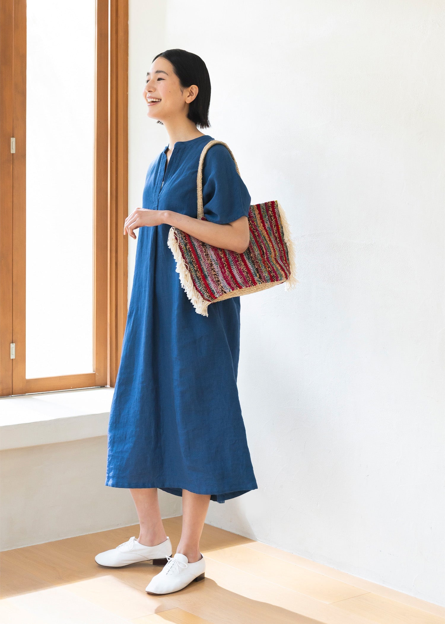 美品 ビアズリー スキッパーリネンワンピース フリー ロイヤルブルー 麻 リネン スキッパーワンピース