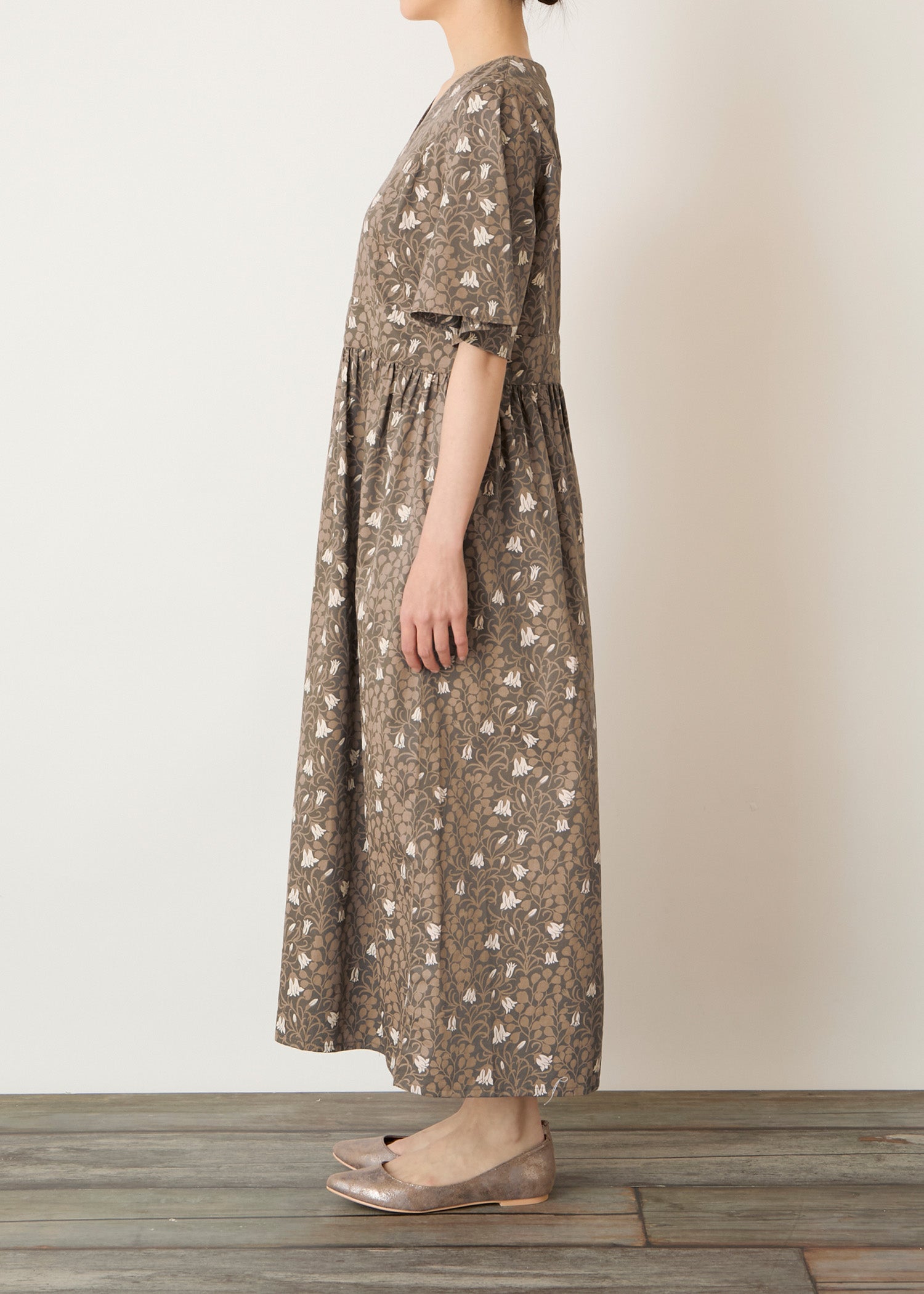 V＆A オーガニックコットンサテン ロングワンピース メイデンヘア