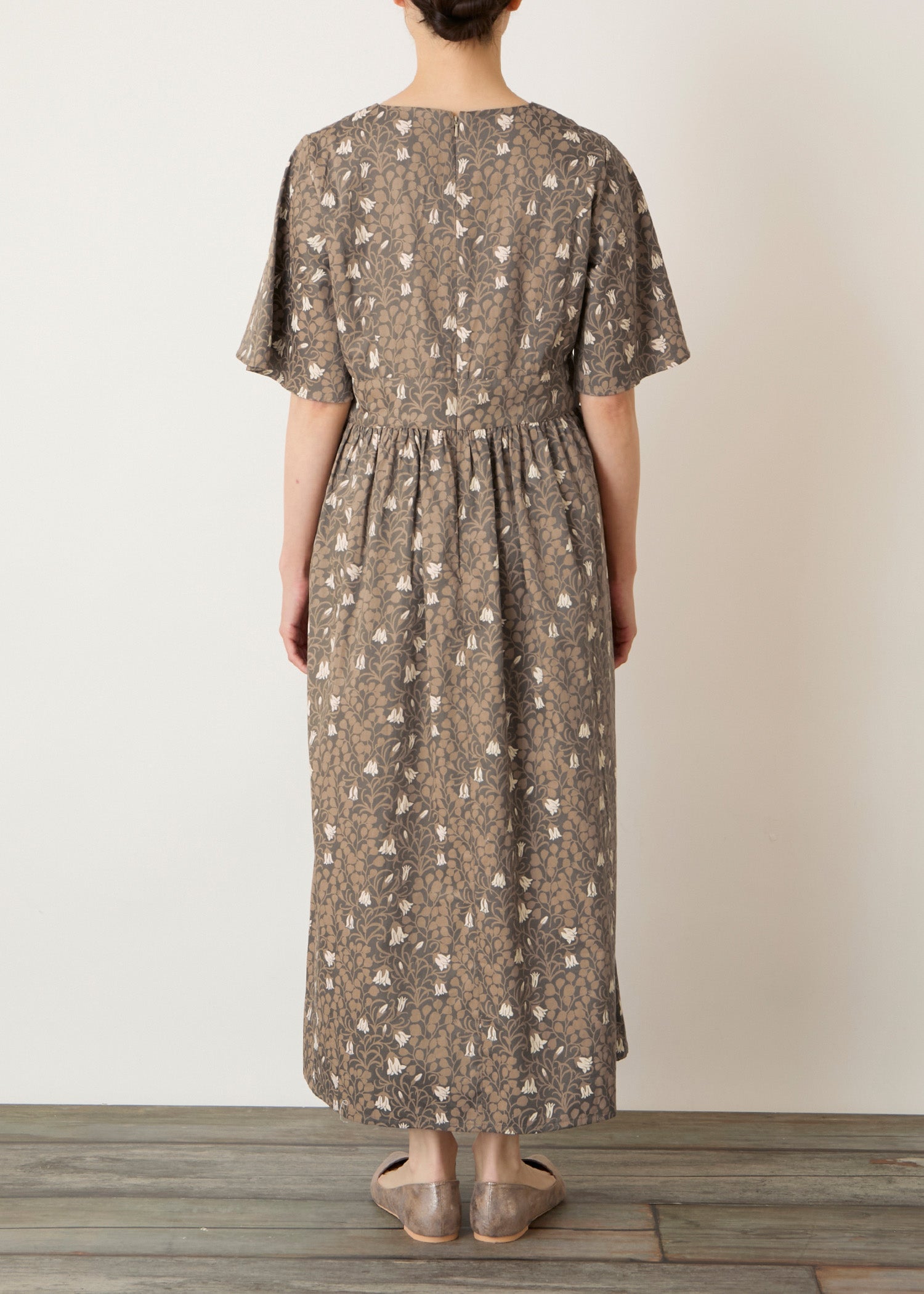 身長：162cm　着用サイズ：M